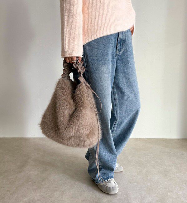 fredy emue「ギャザーハンドルエコファーショルダーバッグ」|ショルダー・メッセンジャー|