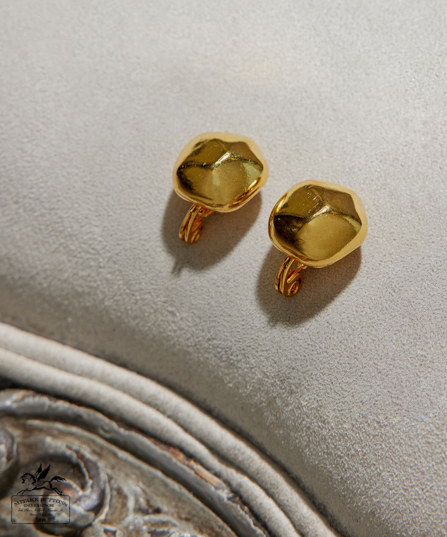 ROPE「【MITAKE BUTTON】モチーフイヤリング」|イヤリング|