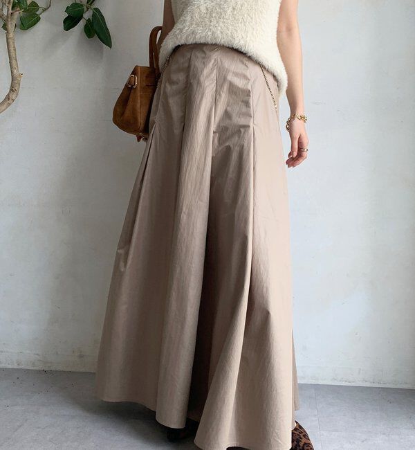  「シャイニータックフレアスカート」|スカート|ベージュ