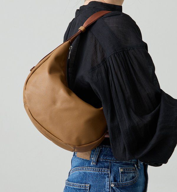  「ソフトレザーラウンドショルダーバッグ」|ショルダー・メッセンジャー|