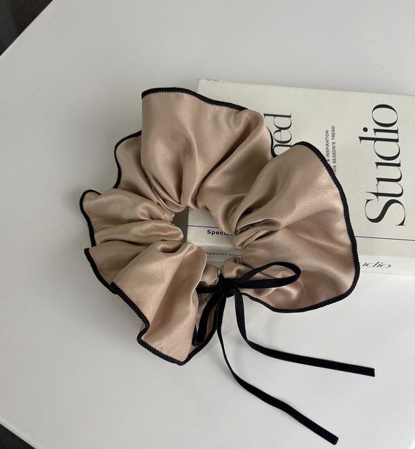  「〈GOLDY/ゴールディ〉バイカラーサテンシュシュ」|リング|