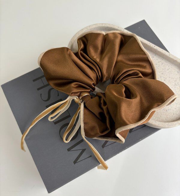  「〈GOLDY/ゴールディ〉バイカラーサテンシュシュ」|リング|ブラウン