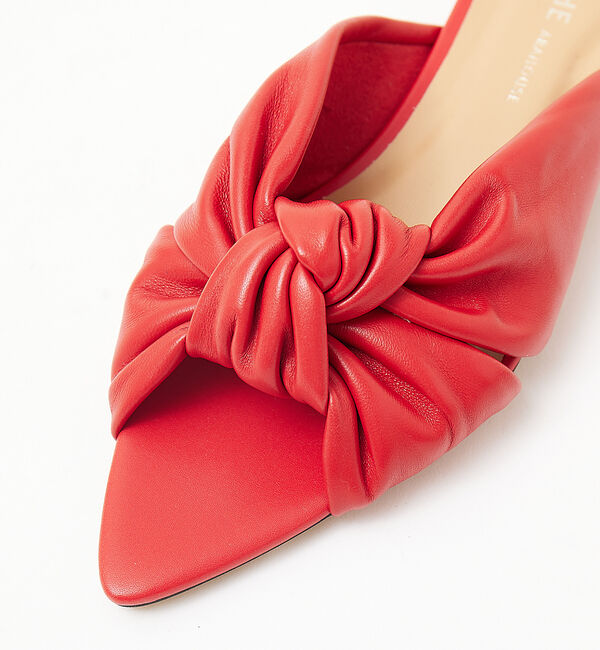 AU BANNISTER「ポインテッドツイストフラットミュール」|サンダル|