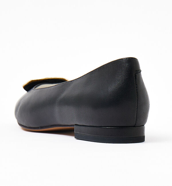 AU BANNISTER「メタルモチーフフラットパンプス」|パンプス|