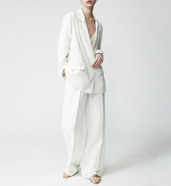 AU BANNISTER「【LAROUTE】メタリックストラップサンダル」|サンダル|