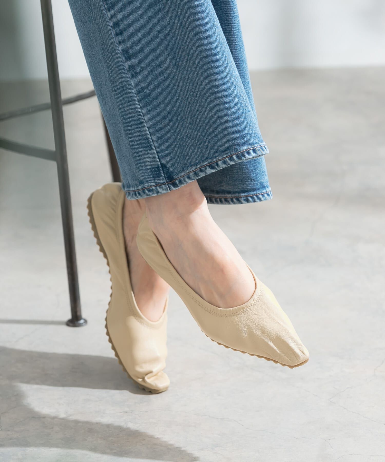 URBAN RESEARCH ROSSO「MODERN WEAVING　Lamb Walking Shoe w」|バレエシューズ|ライトベージュ