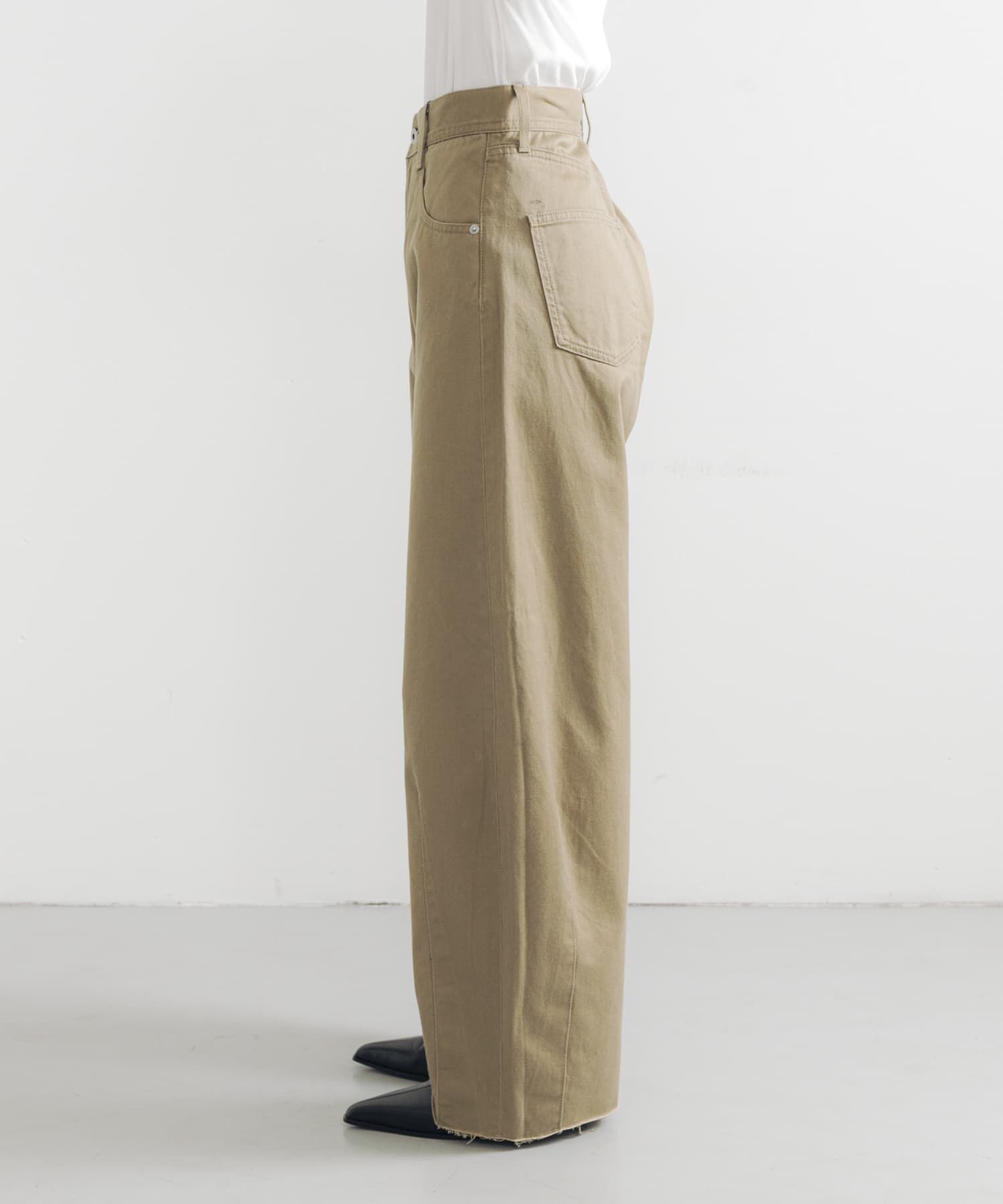 URBAN RESEARCH「コットンサテンカットオフカーブパンツ」|その他|