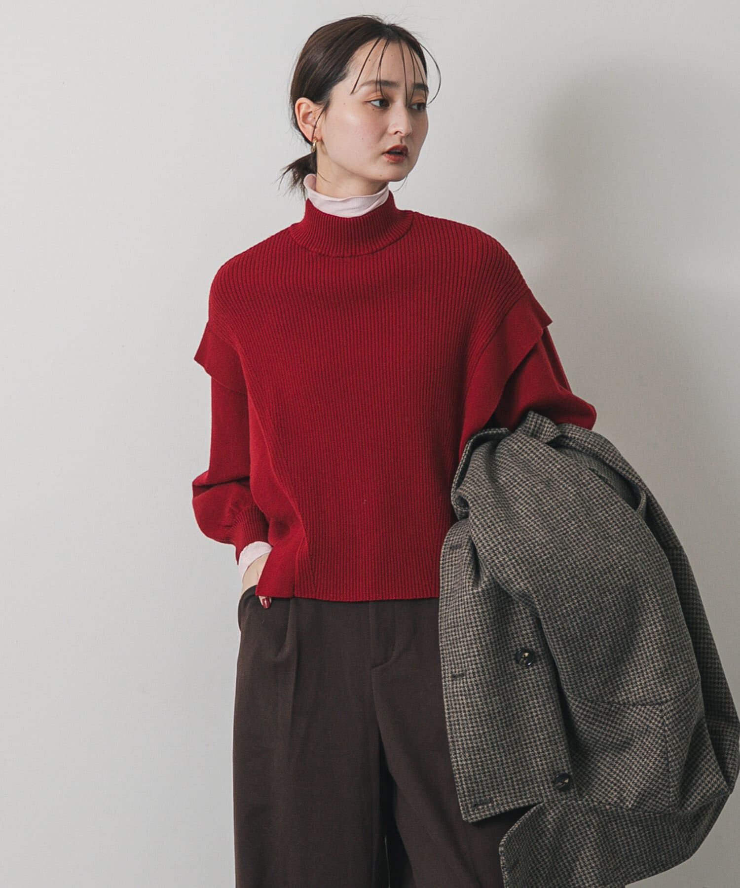 SENSE OF PLACE by URBAN RESEARCH「『一部WEB限定カラー』ストレッチショルダータックセーター」|ニット・セーター|レッド