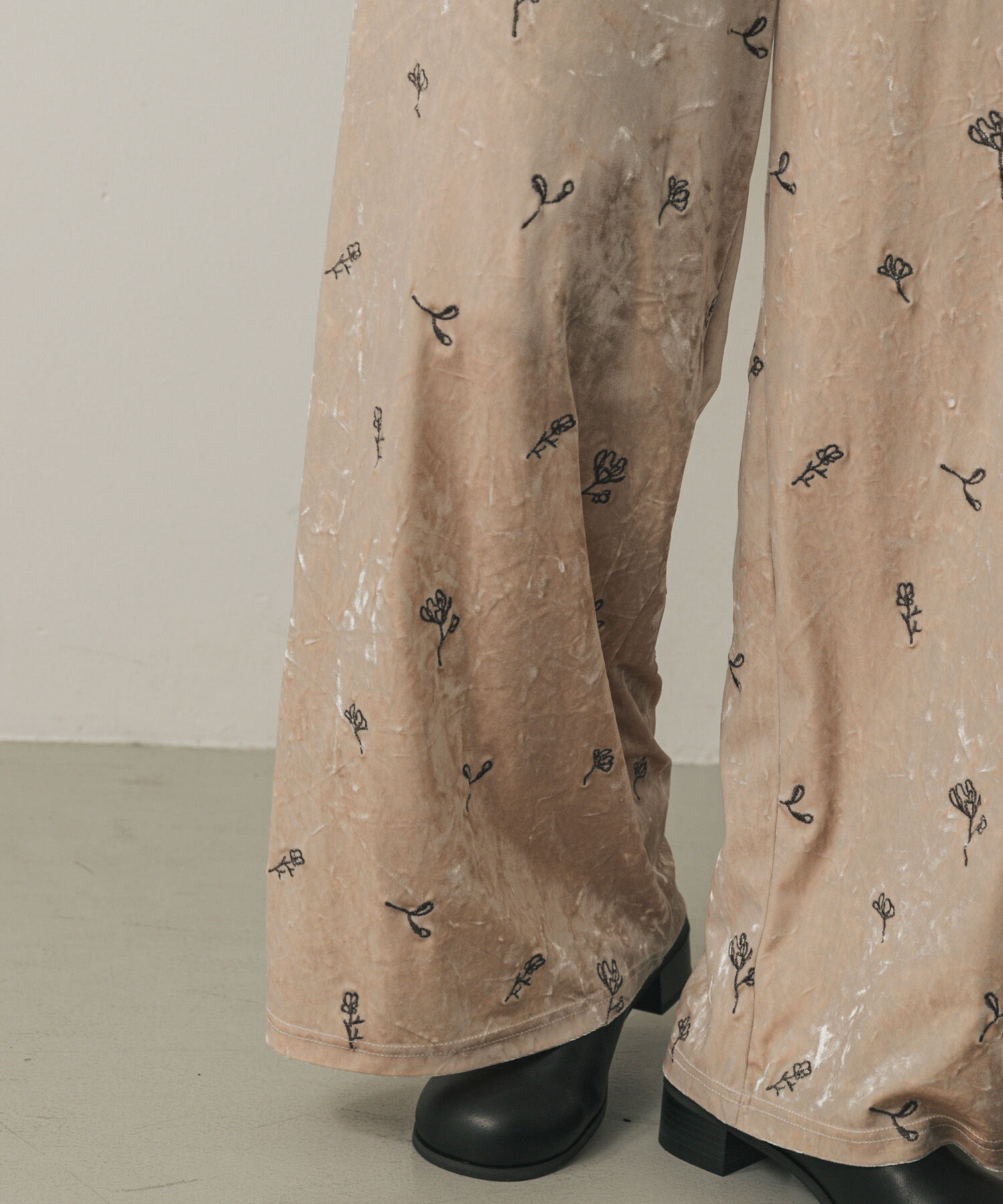 SENSE OF PLACE by URBAN RESEARCH「ベロアシシュウパンツ」|その他|