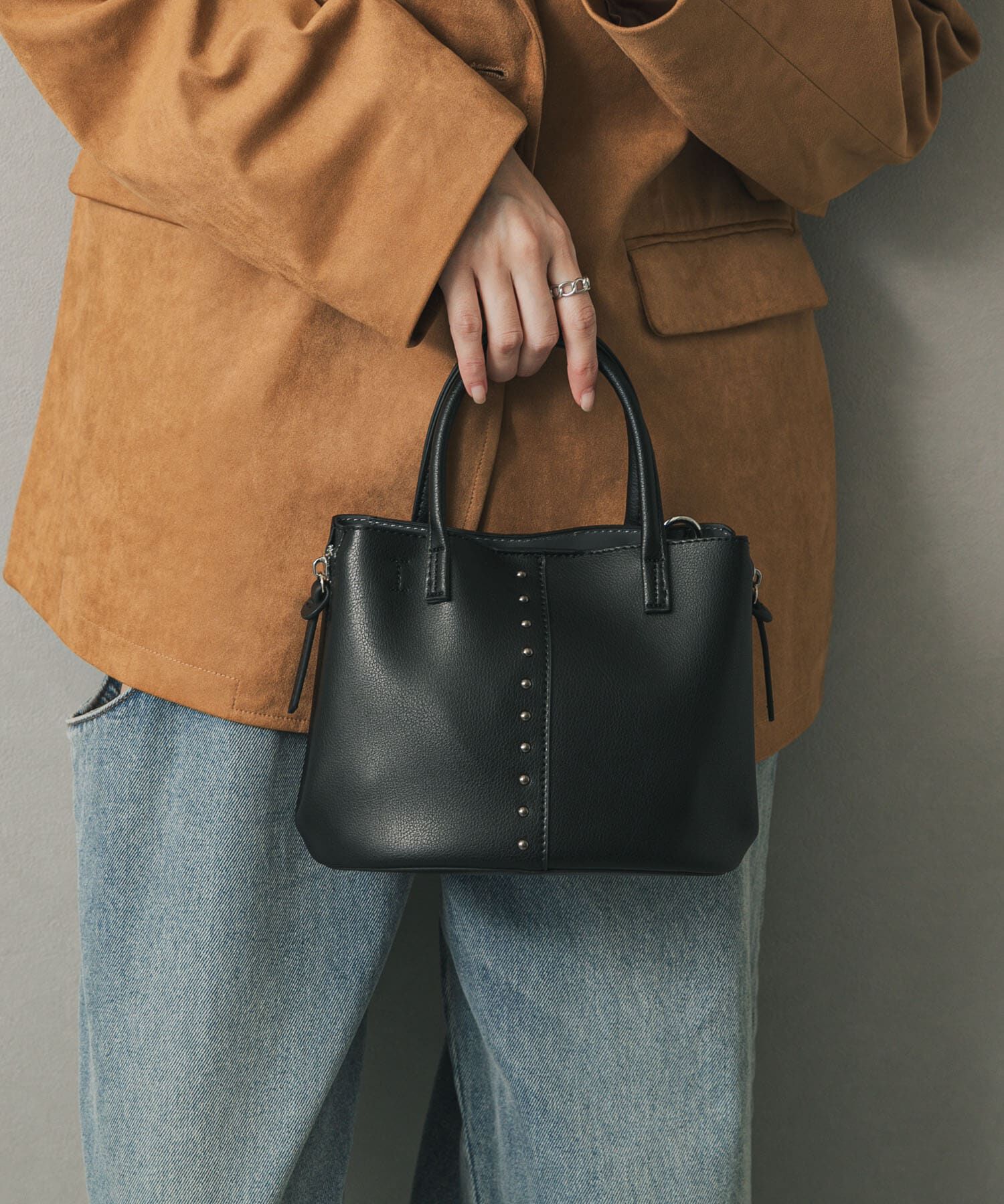 SENSE OF PLACE by URBAN RESEARCH「スタッズショルダーバッグ」|ショルダー・メッセンジャー|