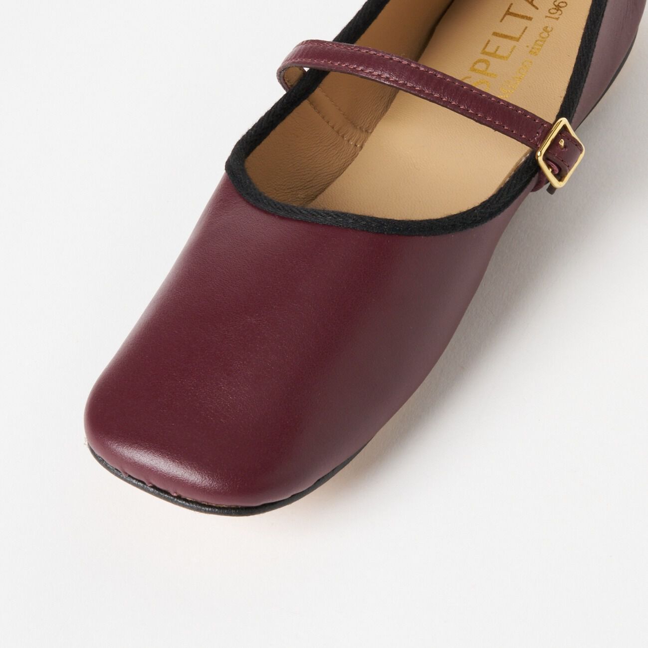 「SPELTA SQ TOE STRAP FLAT」|バレエシューズ|
