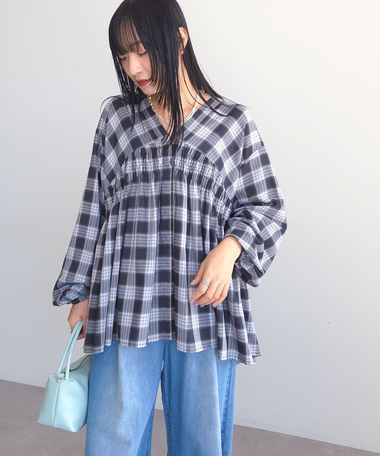 Green Parks「【しゃれシャツ】イージーケアVネックチェックブラウス」|シャツ・ブラウス|