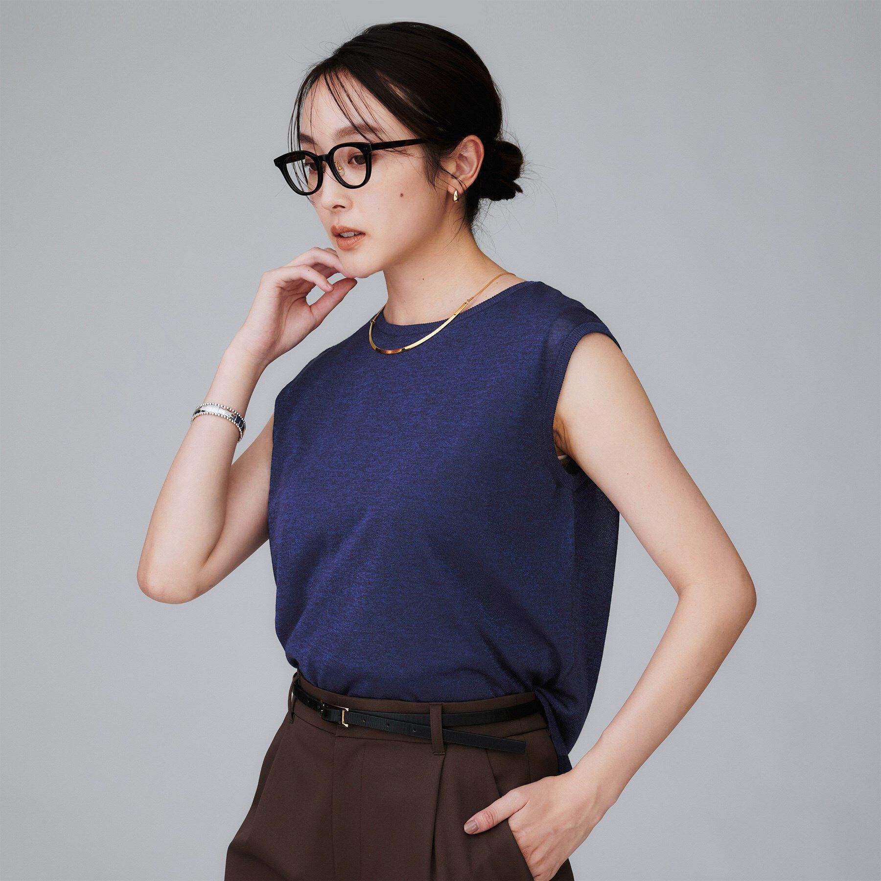 UNTITLED「【アンサンブル可/洗える】シアーノースリーブ プルオーバー」|ニット・セーター|