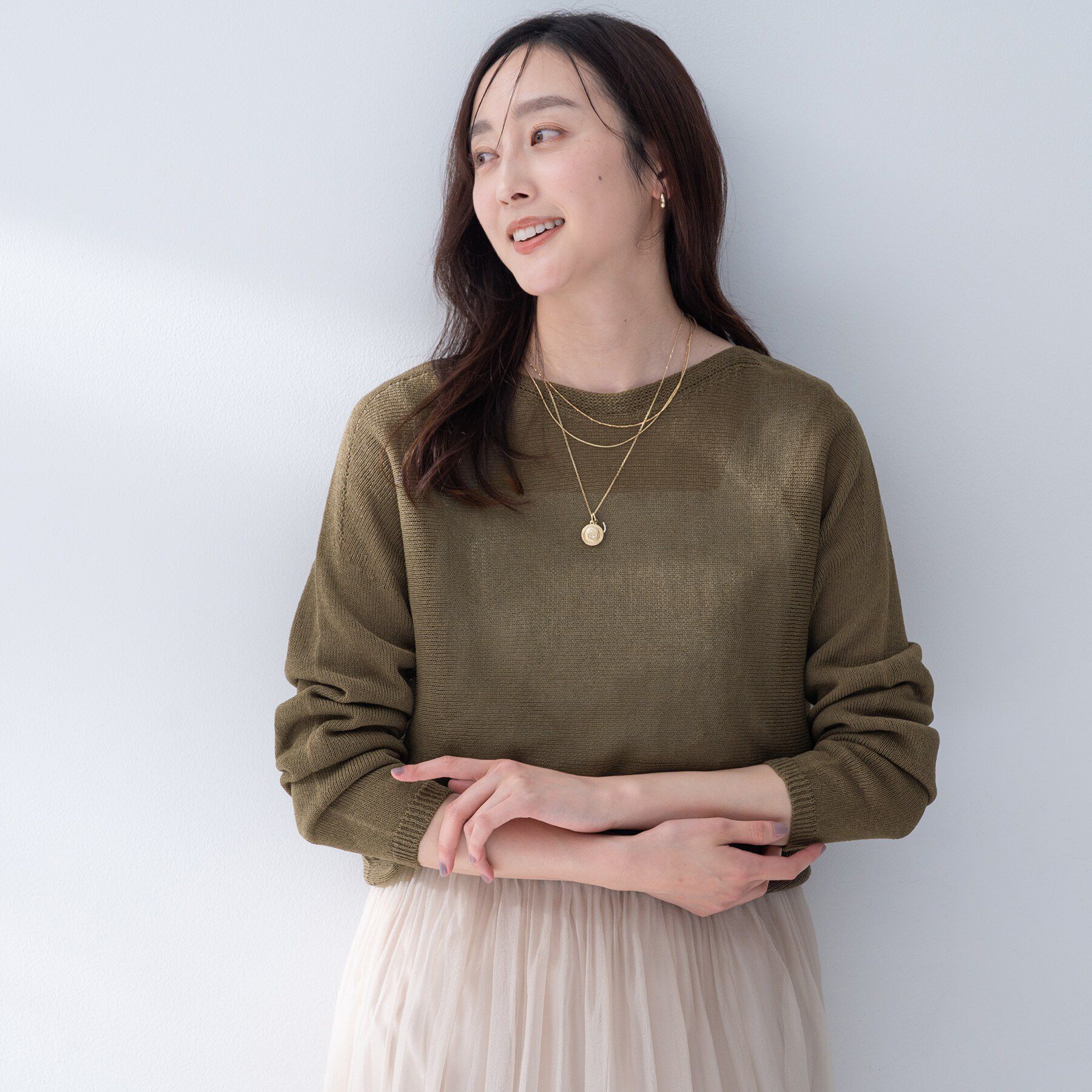 UNTITLED「【8色展開/洗える/程よい透け感】ドライタッチボートネックニット」|ニット・セーター|