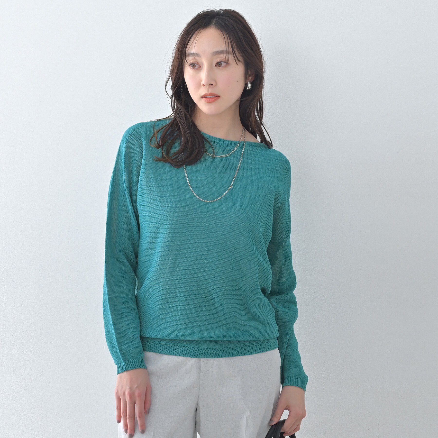 UNTITLED「【8色展開/洗える/程よい透け感】ドライタッチボートネックニット」|ニット・セーター|ブルーグリーン(09