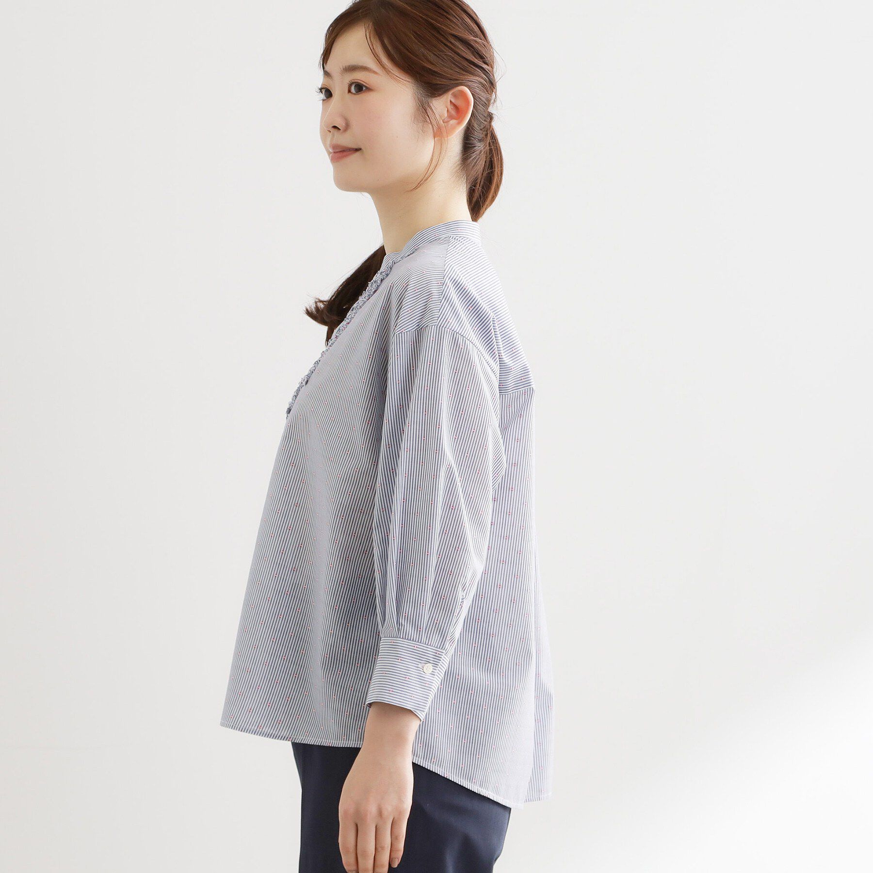 Reflect「【接触冷感】八分袖フロントフリルブラウス」|シャツ・ブラウス|