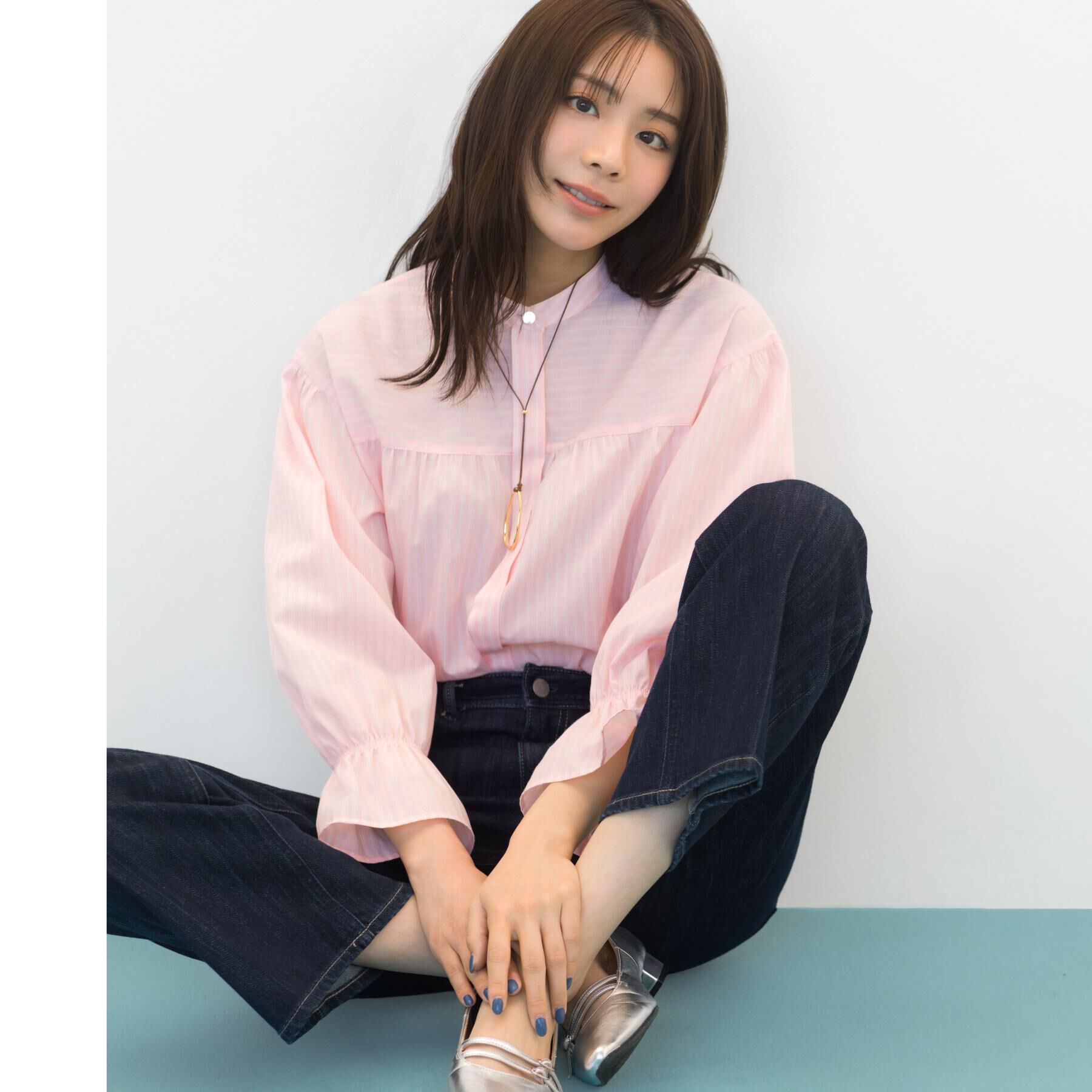 grove「【貴島明日香さん着用／イージーケア／接触冷感】麻ブレンドスタンドギャザーシャツ」|シャツ・ブラウス|