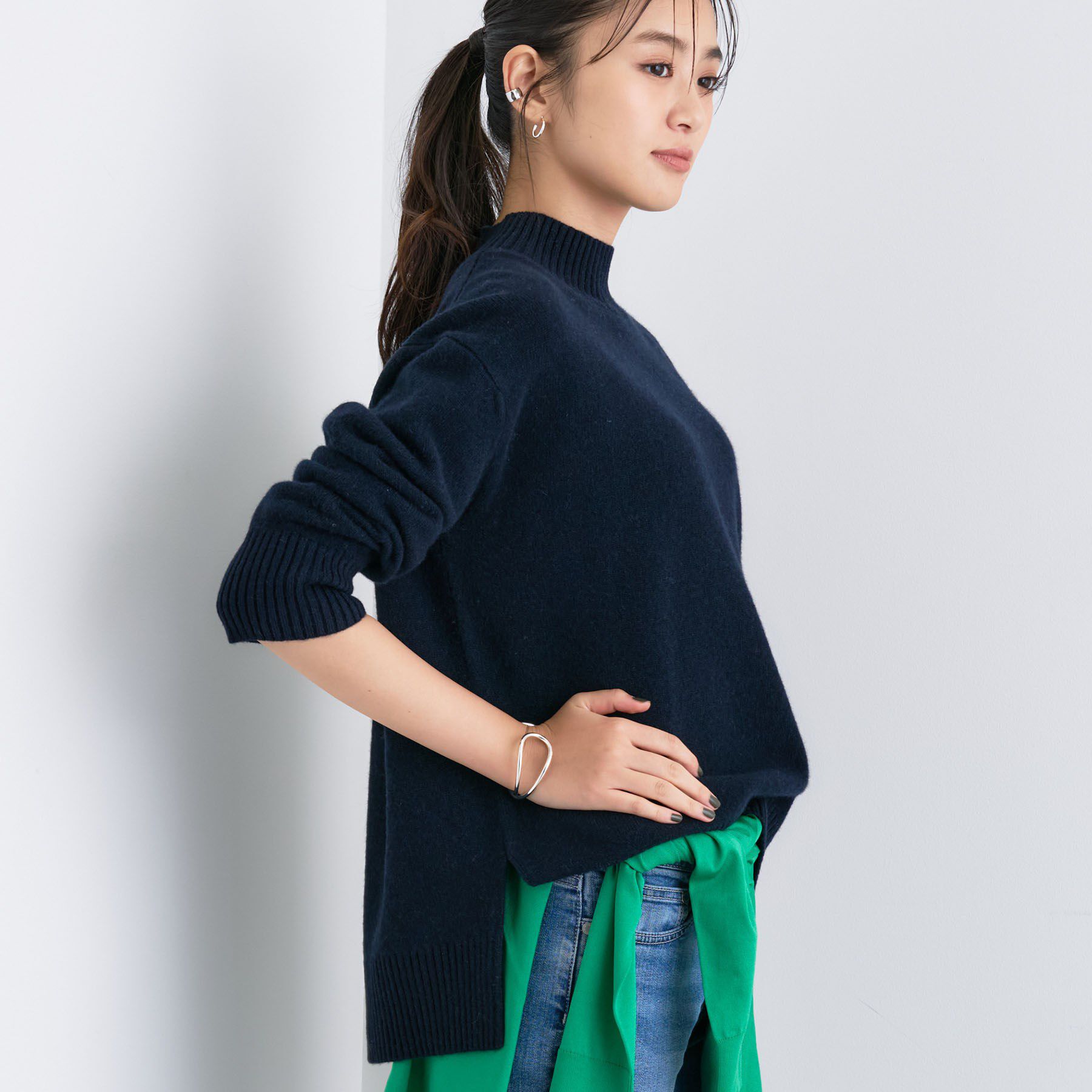 INDIVI「【冬ニット人気NO．1！／カシミヤ混】ミドルゲージハイネックニット」|ニット・セーター|