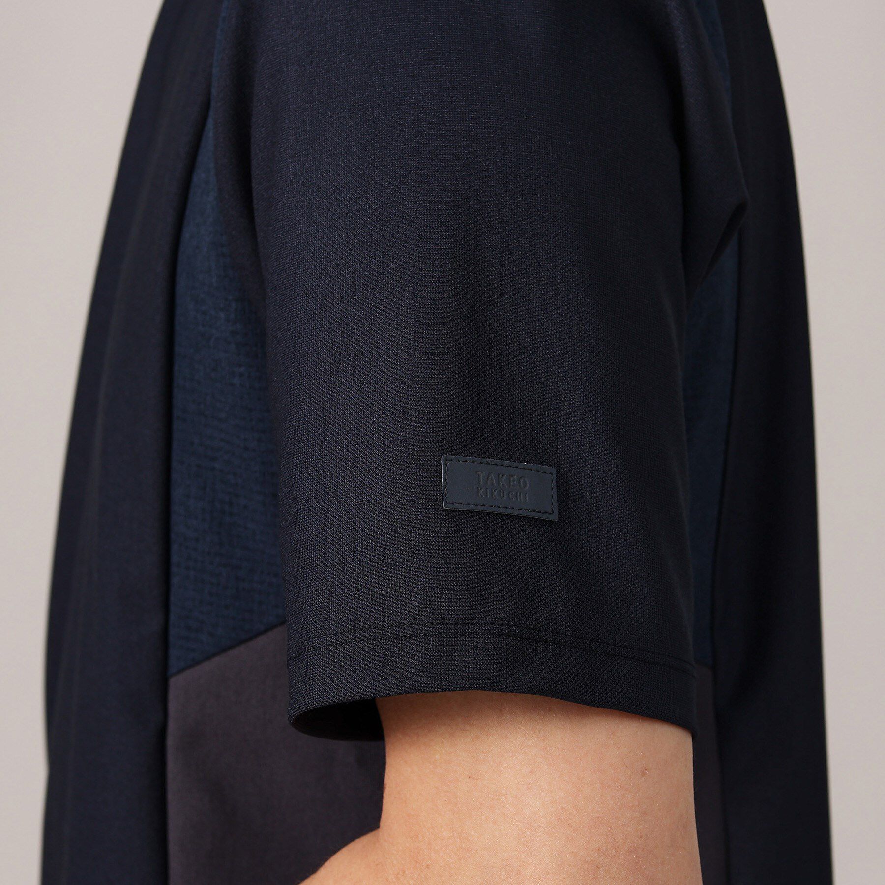 TAKEO KIKUCHI「【Sサイズ～】サイド切替え 半袖カットソー」|Tシャツ・カットソー|