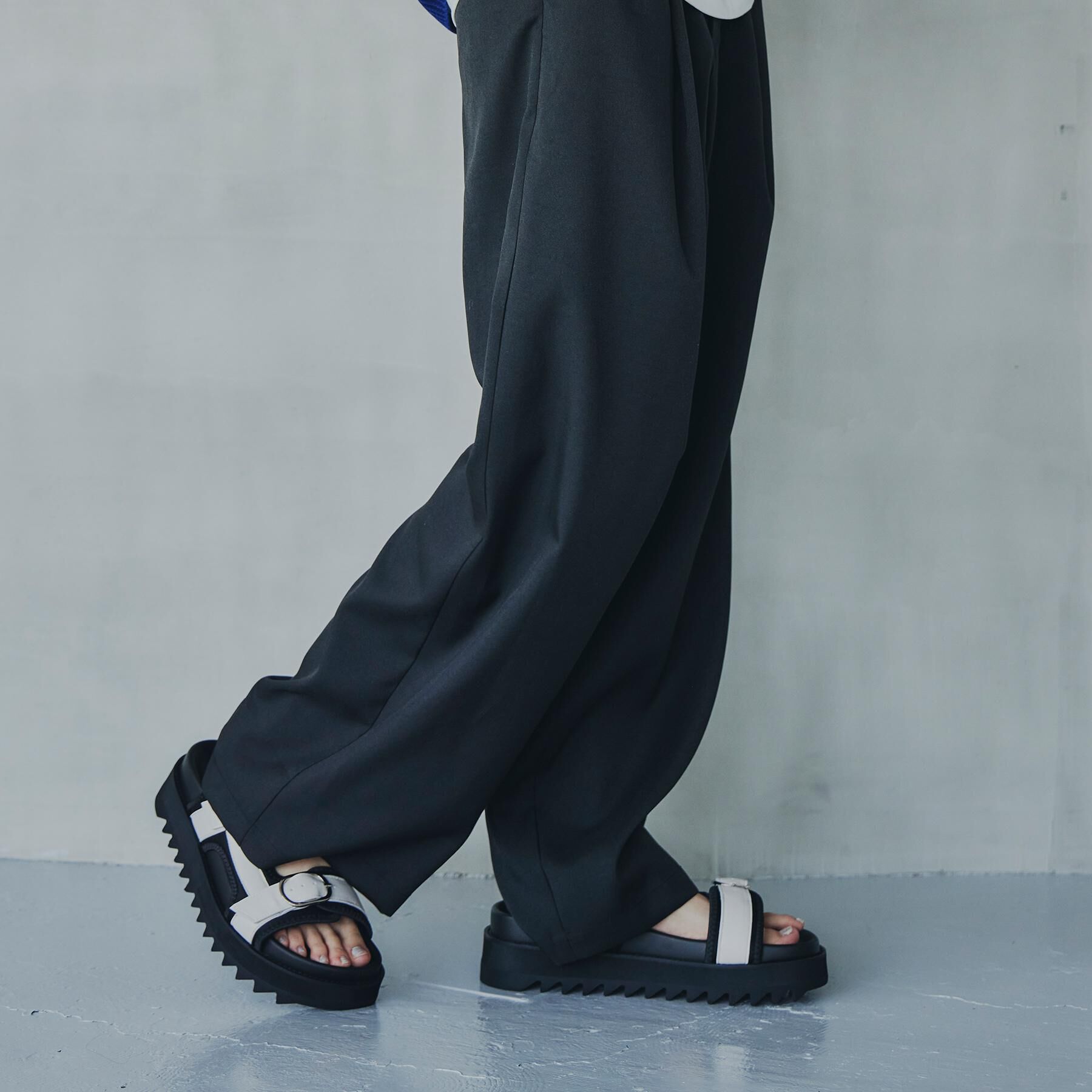 tk.TAKEO KIKUCHI「身長＋4.2cmアソートシャークソールボリュームサンダル」|サンダル|グレー(012)