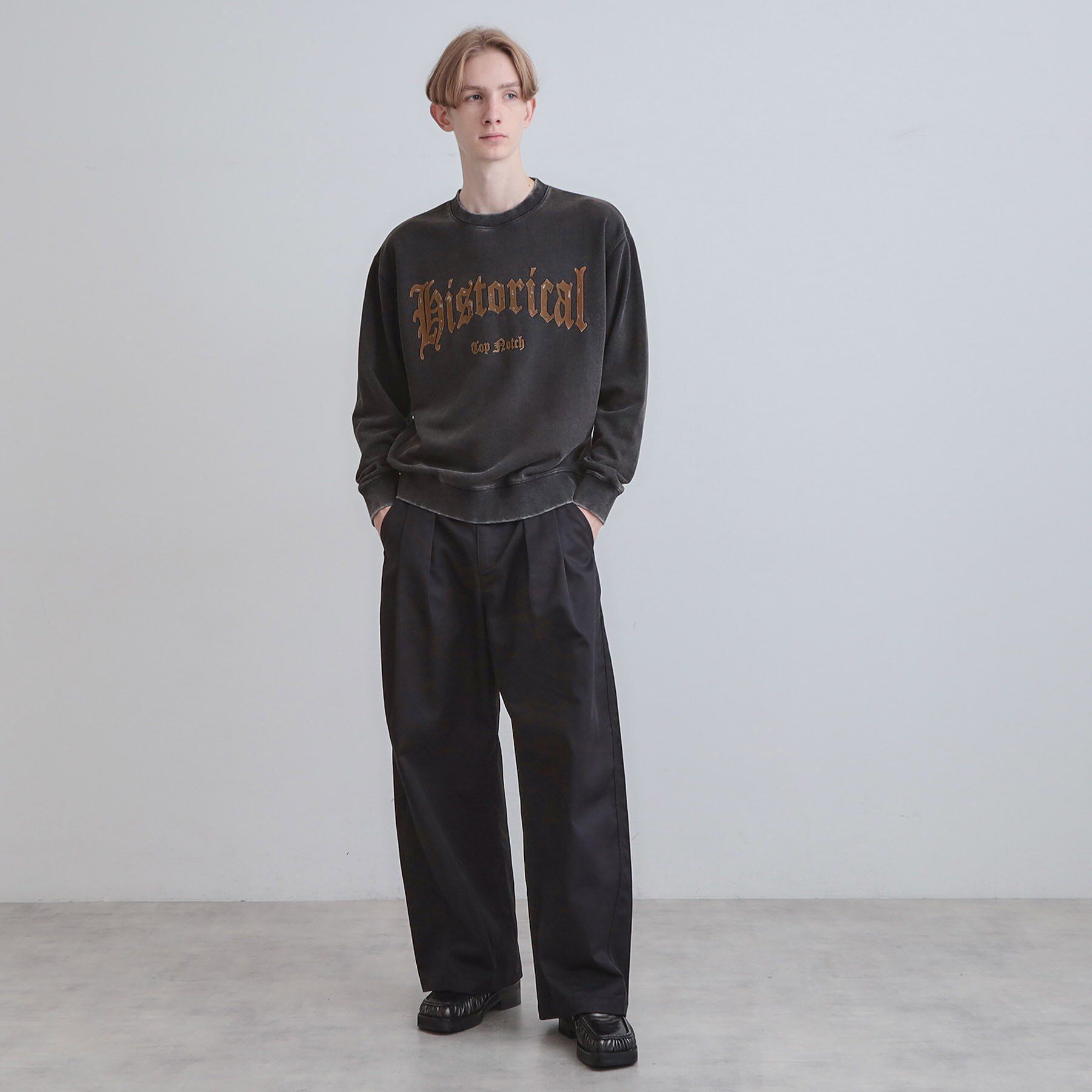 tk.TAKEO KIKUCHI「カレッジフロッキープリントスウェット」|パーカー|