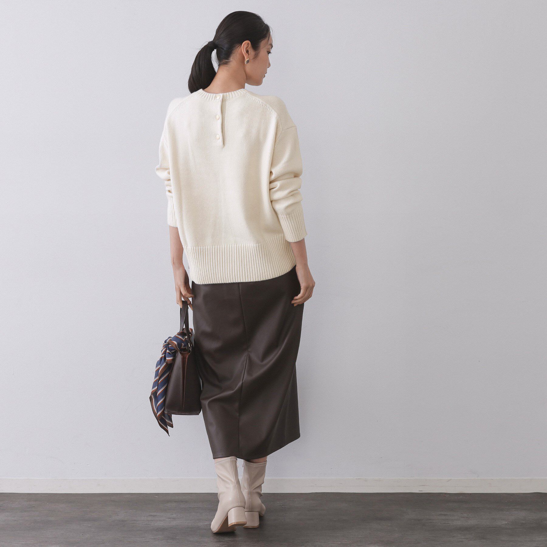 OPAQUE.CLIP「バックボタンリラクシーニット【洗濯機OK】」|ニット・セーター|