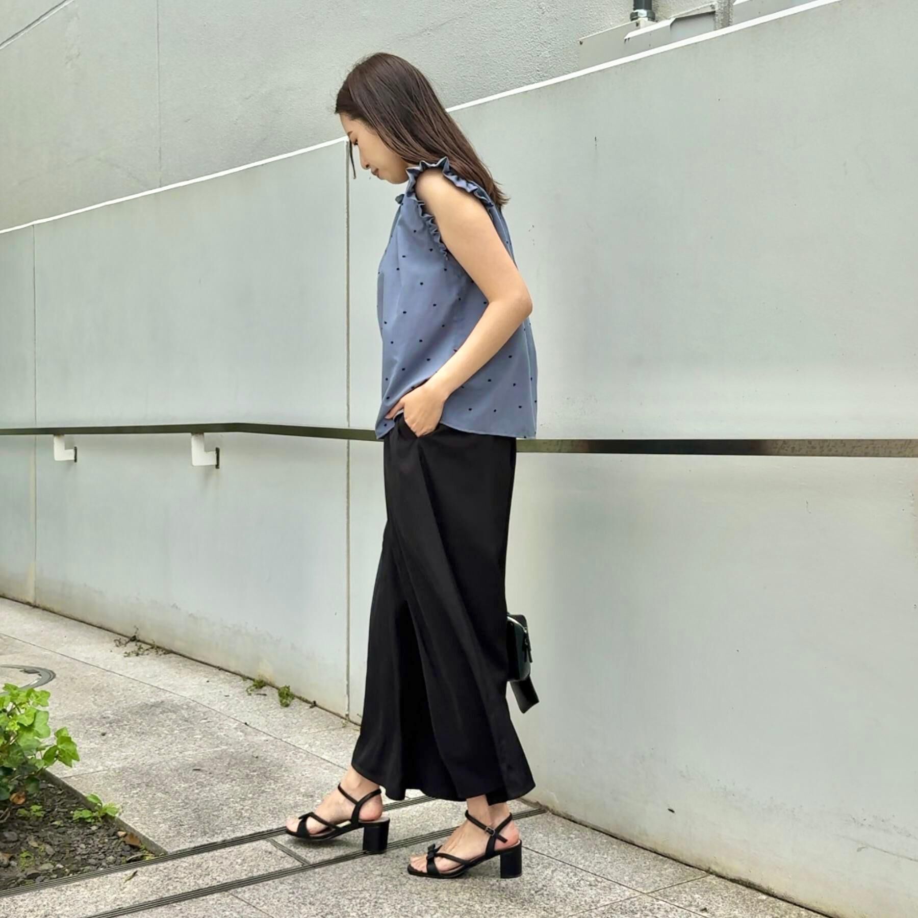 Couture broach「【マシンウォッシャブル】ドット刺繍リボンデザインブラウス」|シャツ・ブラウス|