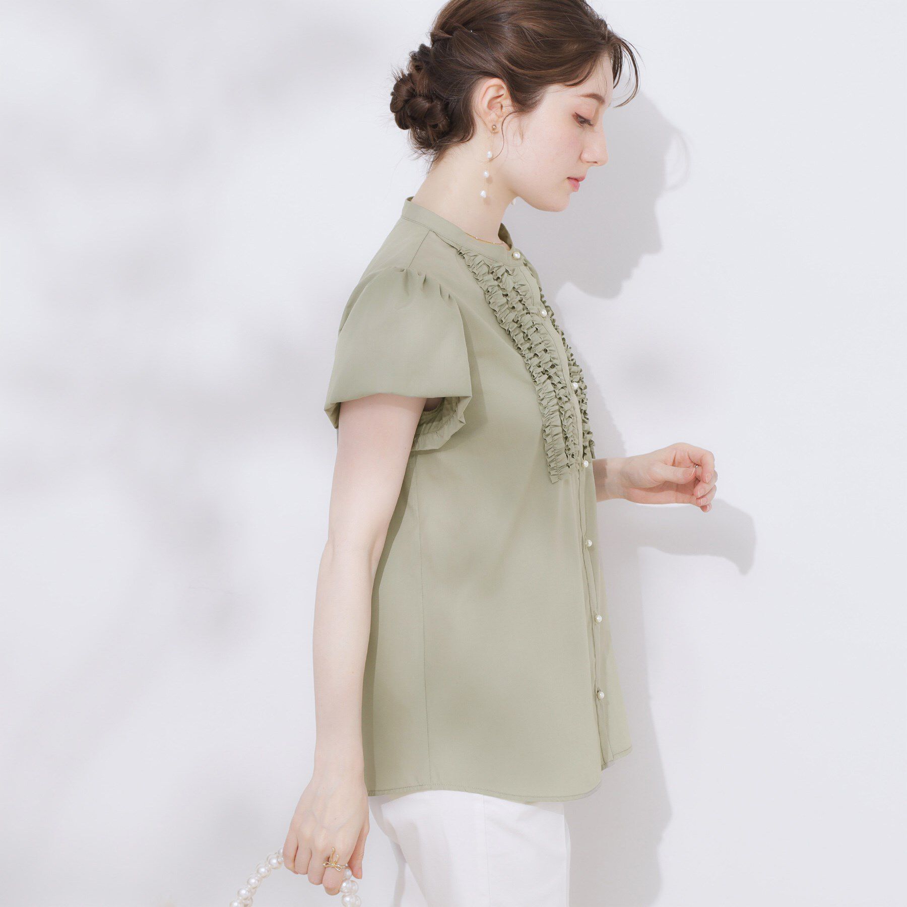 Couture broach「【大人フェミニン・華奢見え・通勤】フロントフリルシャツ」|シャツ・ブラウス|