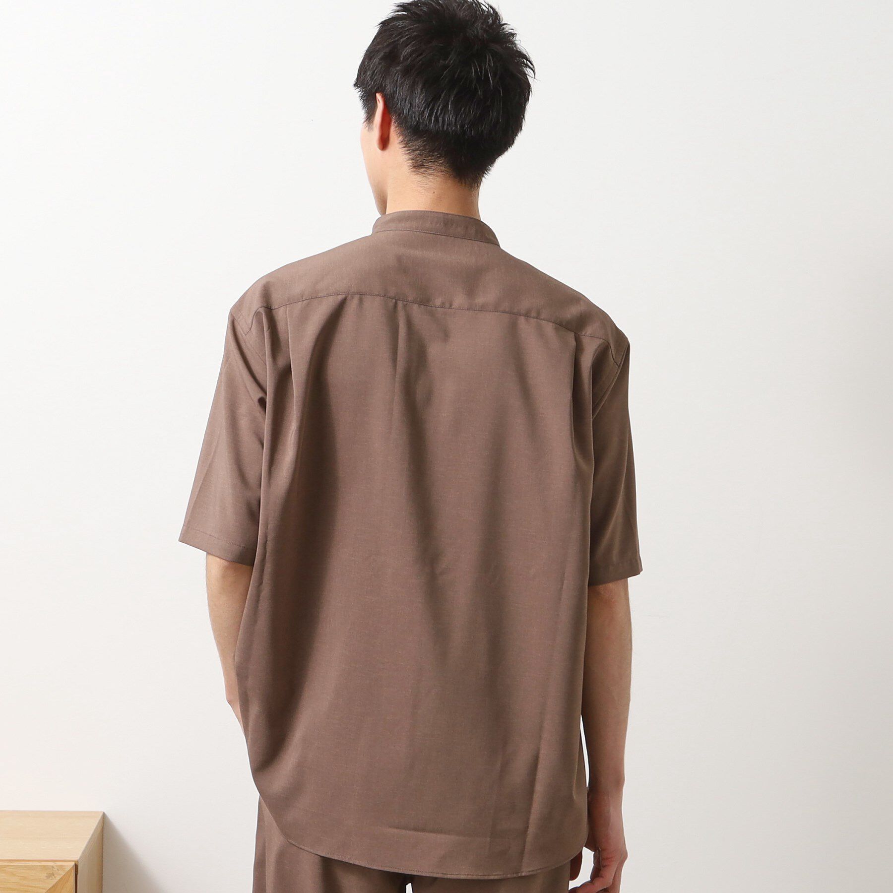 THE SHOP TK「クールファイバーバンドカラー半袖シャツ　接触冷感／吸水速乾／UVケア／軽量／セットアップ可」|シャツ・ブラウス|