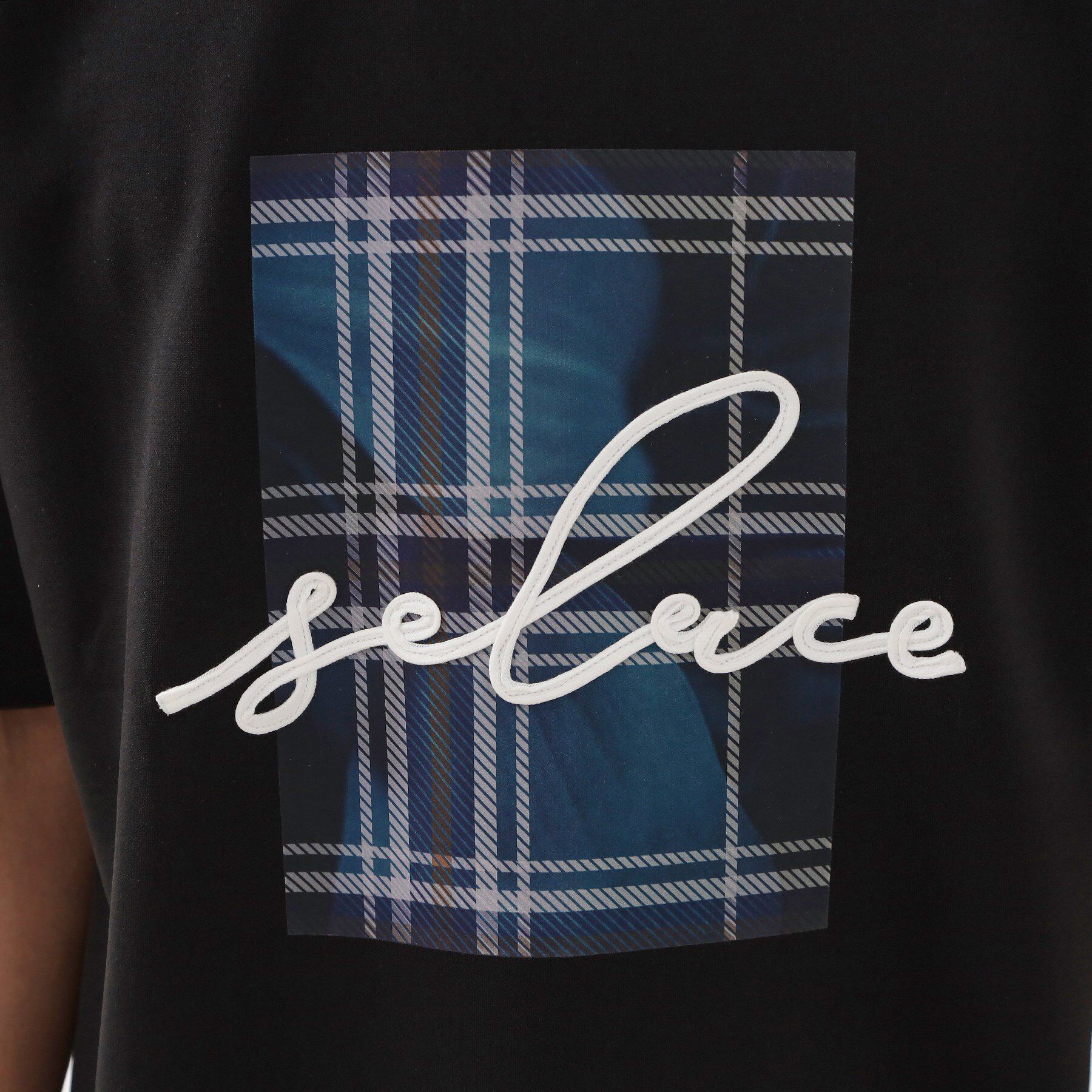 THE SHOP TK「コード刺繍フォトプリント半袖Tシャツ 【洗濯機OK】」|Tシャツ・カットソー|