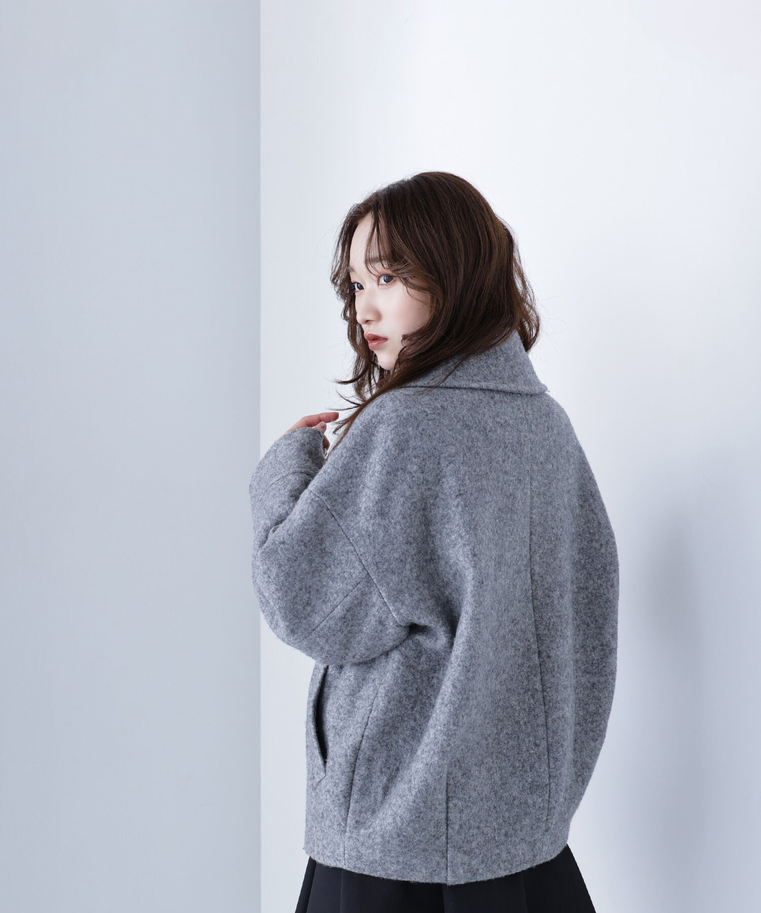  「ウーリーフォルムハーフコート」|ブルゾン・スタジャン|