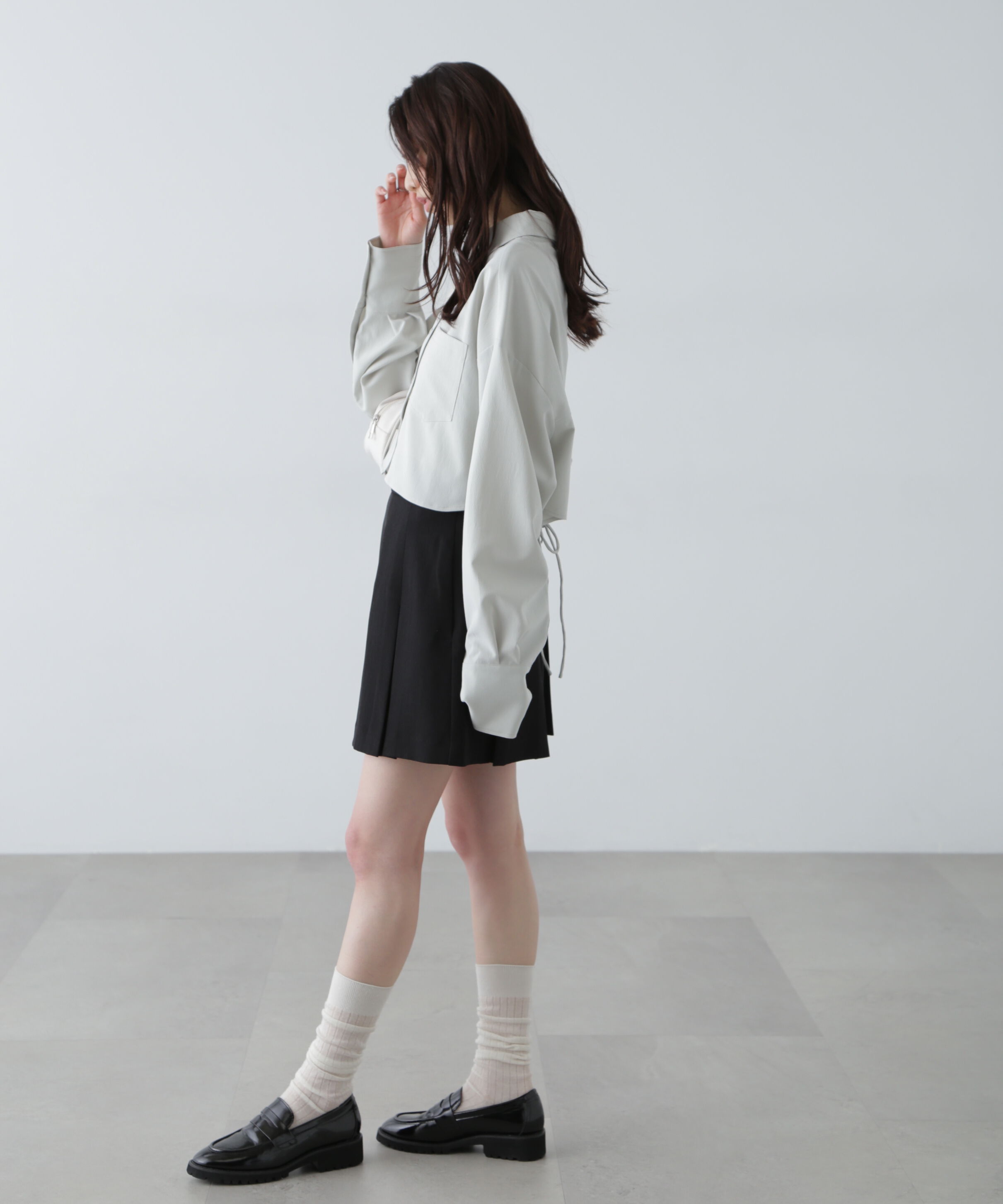  「バックレースアップショート丈シャツ」|シャツ・ブラウス|