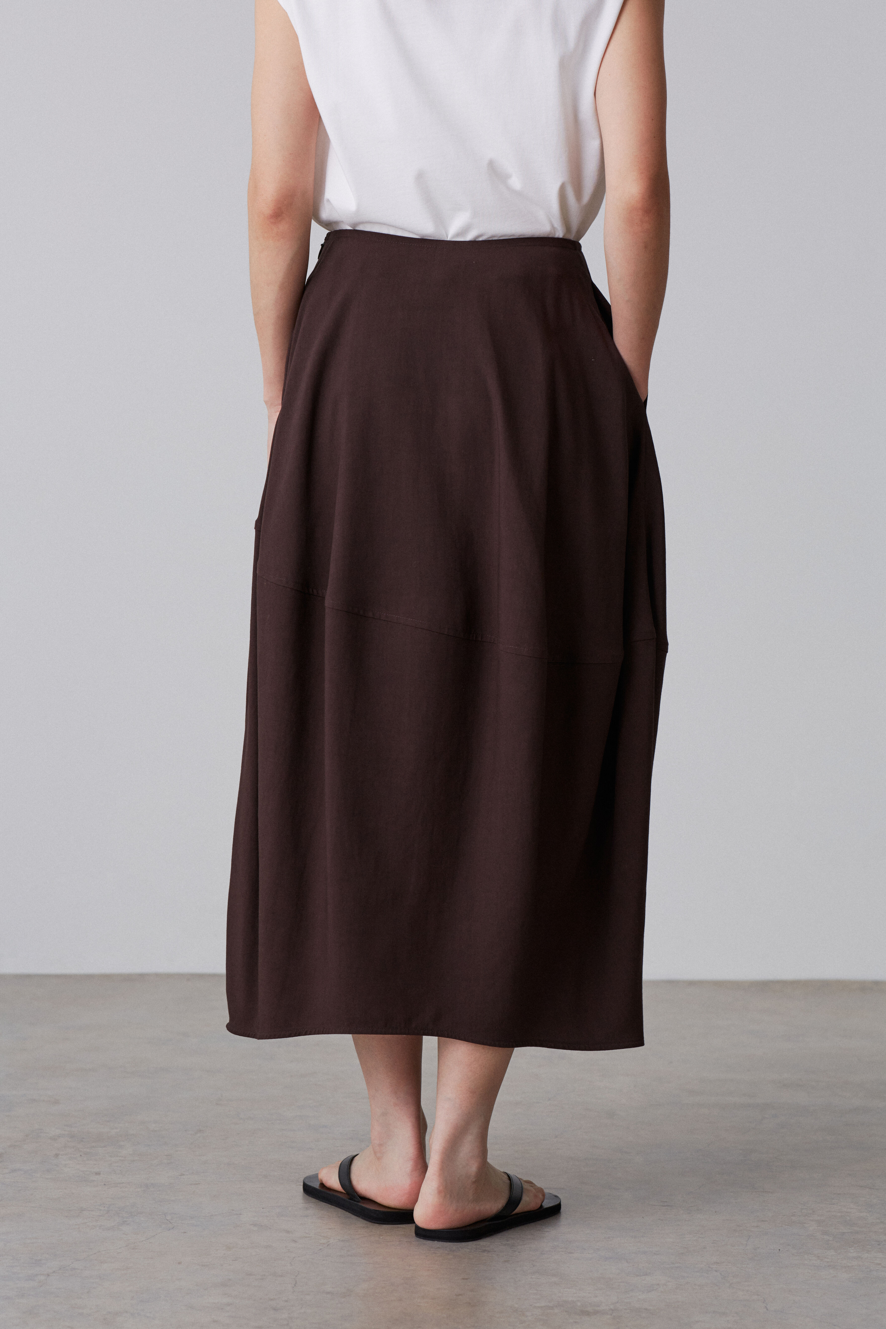YLEVE 「YLEVE / TENCEL SKIRT」|スカート|