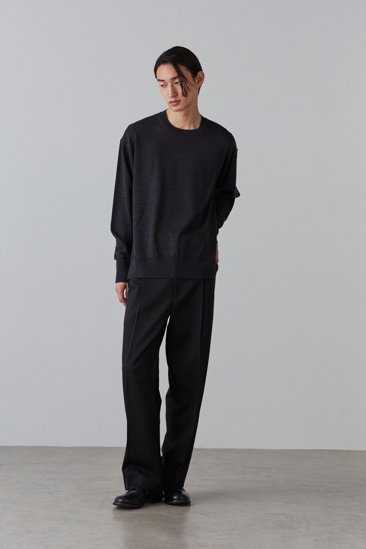 YLEVE 「YLEVE / SUPERFINE 120&rsquo;S BIELLA YARN KN P/O」|ニット・セーター|