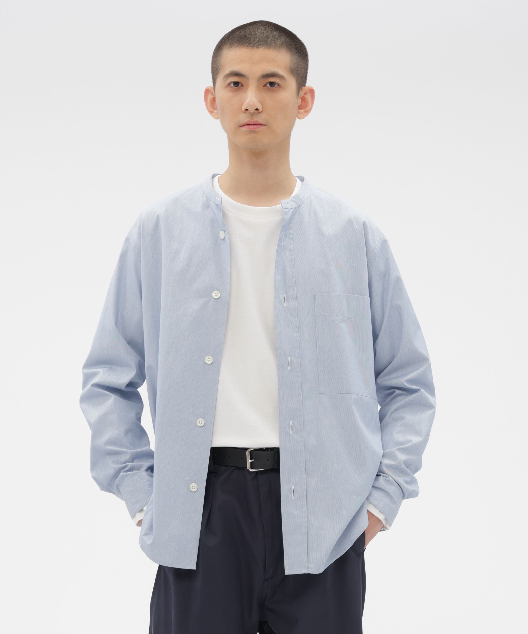 MARGARET HOWELL「COTTON HAIRLINE STRIPE SHIRT」|シャツ・ブラウス|PALE BLUE1