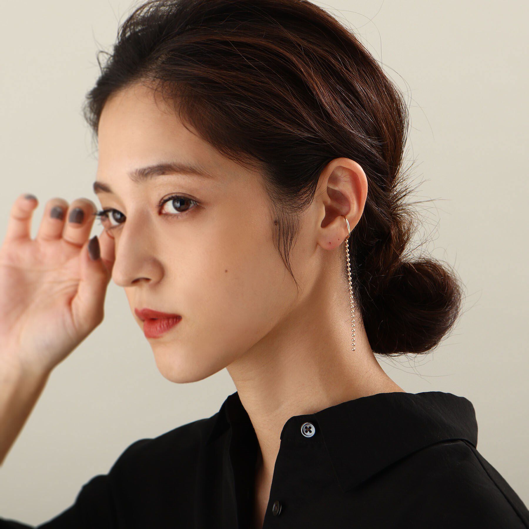 COCOSHNIK「K10ボールチェーン イヤーカフ」|イヤリング|