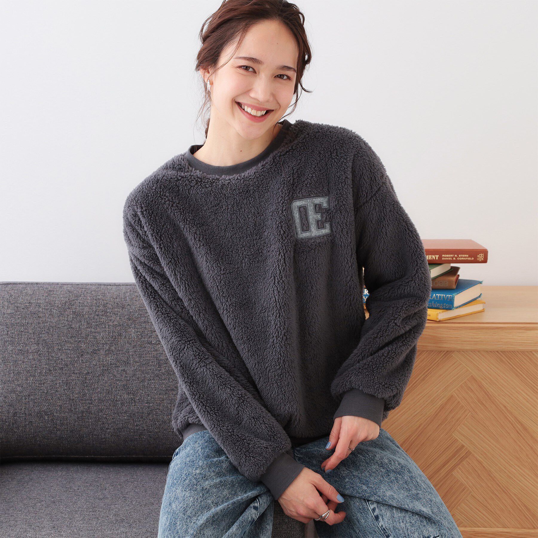 SHOO･LA･RUE「【洗える/S-LL】毛布に包まれているような着心地 やわらかボアトップス」|Tシャツ・カットソー|チャコールグレー(0