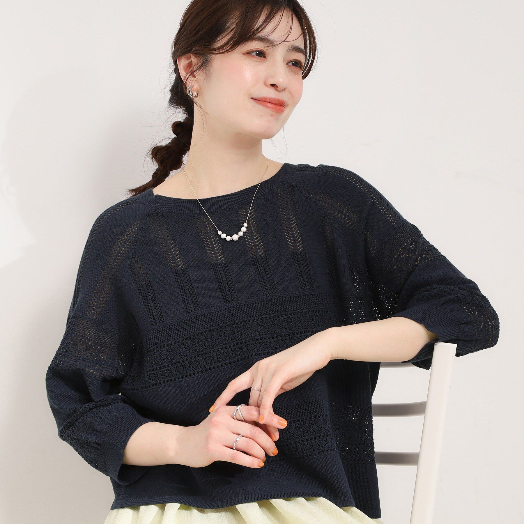 SHOO･LA･RUE「【洗濯機可/S-LL】軽やかきれい見え 透かし柄ニット」|ニット・セーター|ネイビー(094)