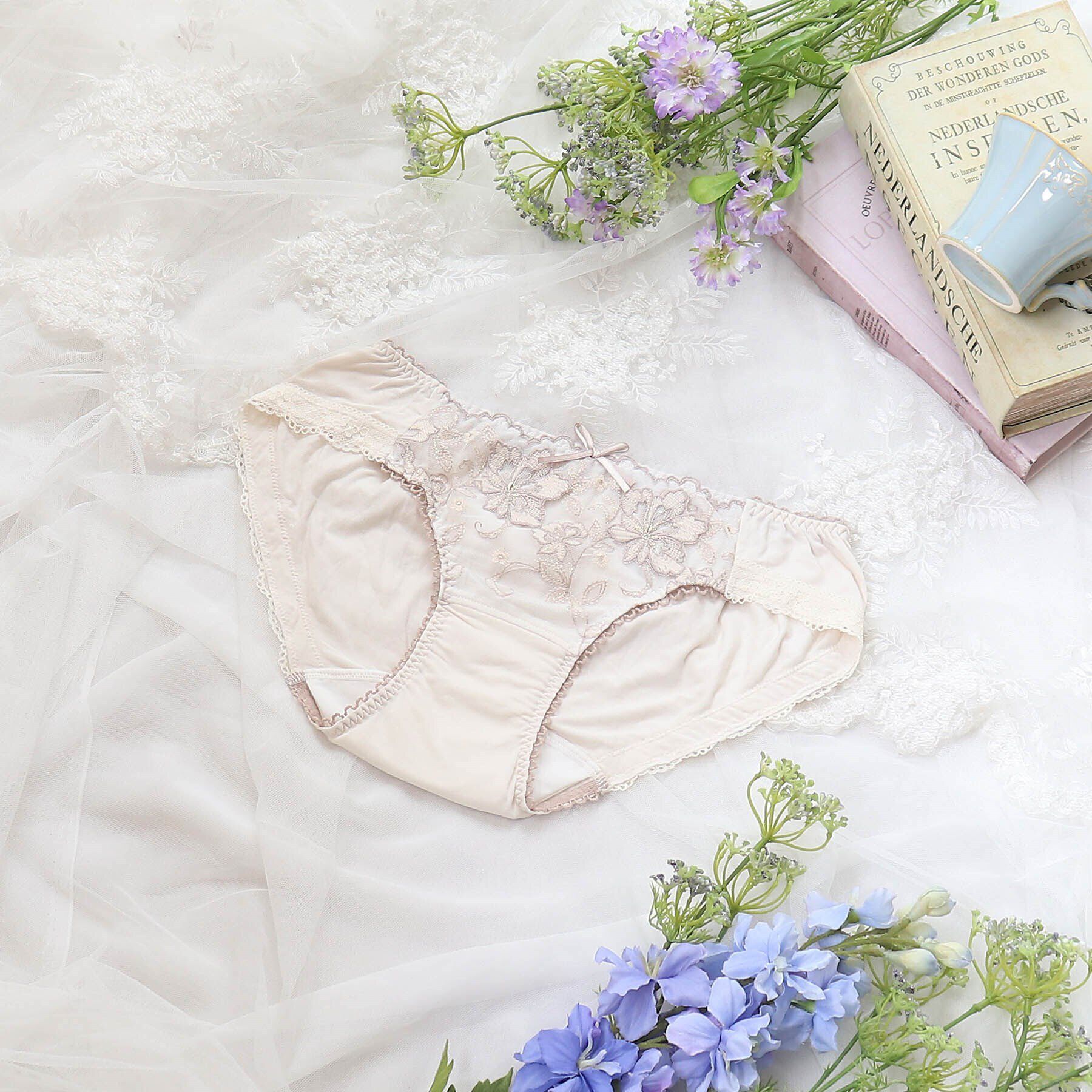 Risa Magli「ニーナ サニタリーショーツ」|インナー|ベージュ(052)