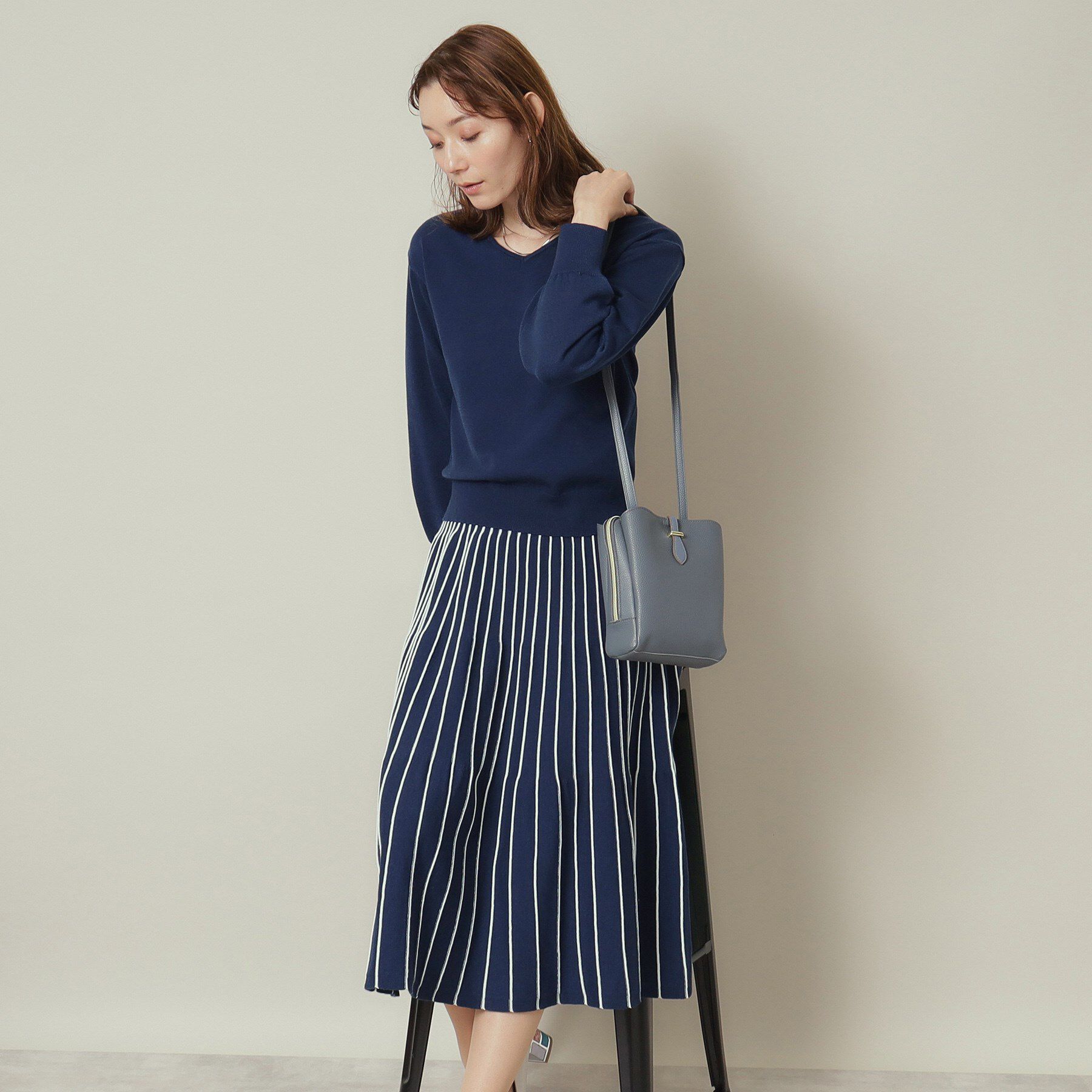 ITS&rsquo;DEMO「【通勤／手洗い可】Vネック&times;フレアスカートセットアップ」|スーツ|