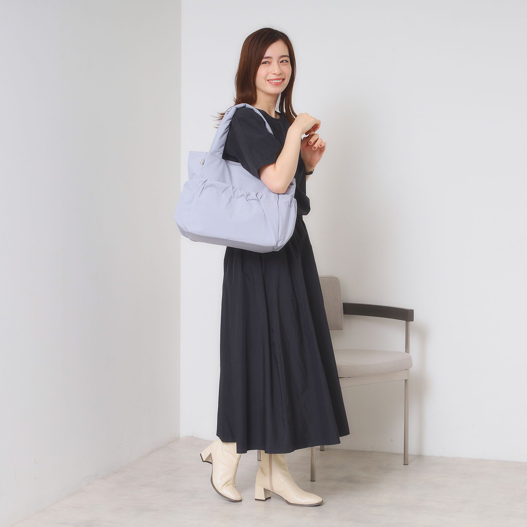 ITS&rsquo;DEMO「【A4／9ポケット】ふんわり軽量撥水トート」|トートバッグ|