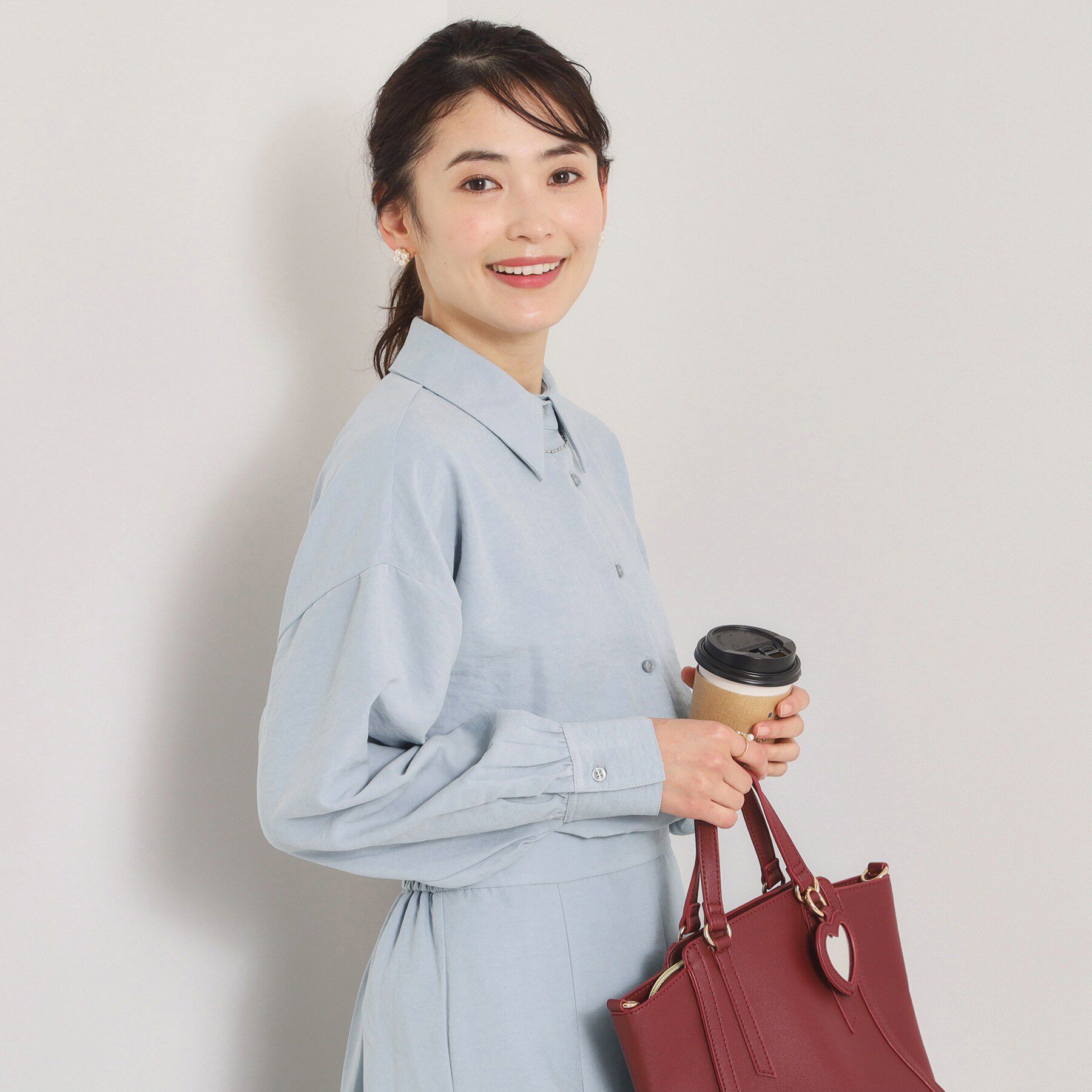 ITS&rsquo;DEMO「【手洗い可／セットアップ可】サテンピーチシャツ」|シャツ・ブラウス|サックスブルー(09