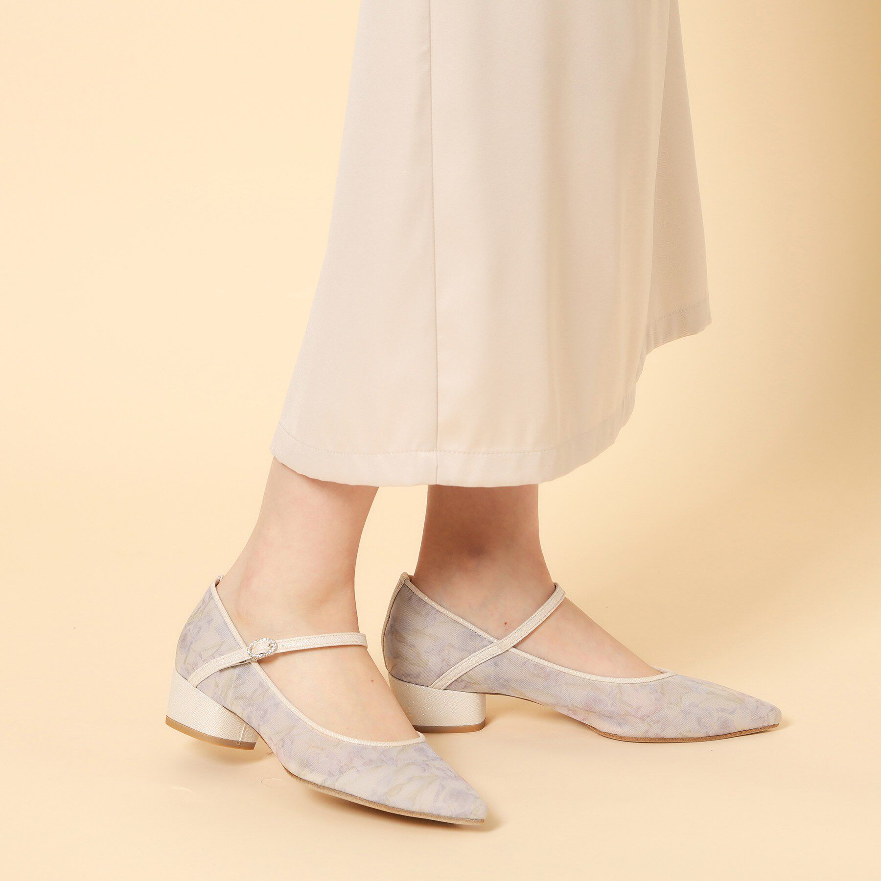 ESPERANZA「甲ストラップシアーパンプス」|パンプス|花柄(900)