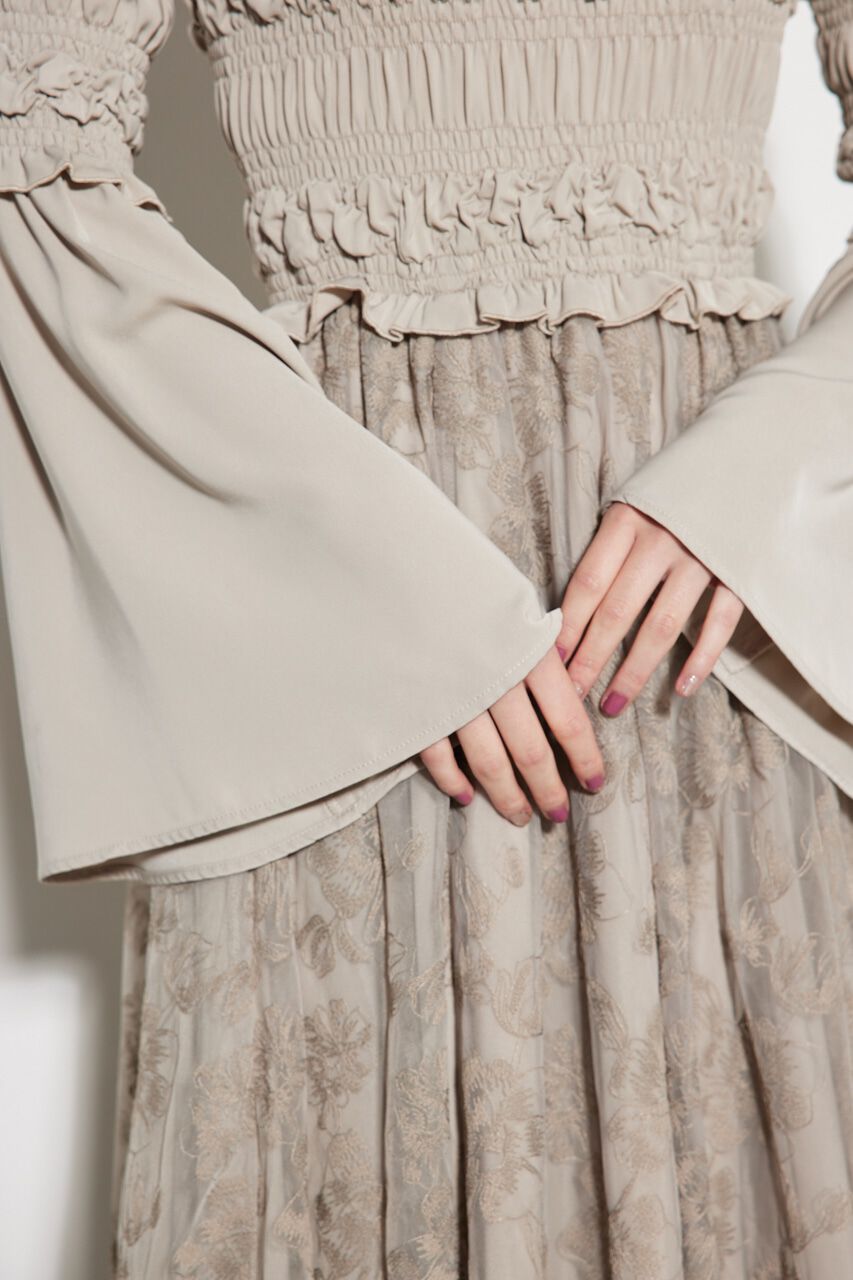 rienda「エンブロイダリーシャーリングフレア OP」|ワンピース|