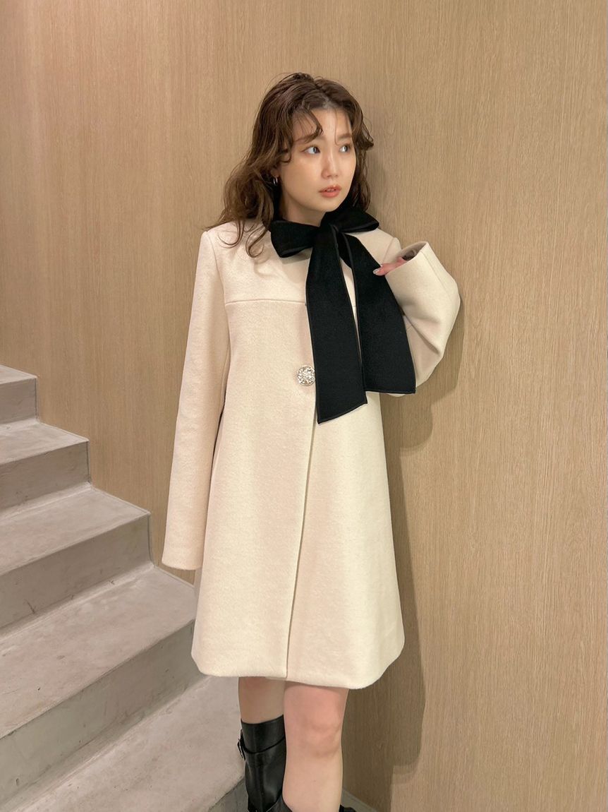 LILY BROWN「【WEB限定カラー】[L.B CANDY STOCK]Aラインビジューリボンコート」|ノーカラージャケット|