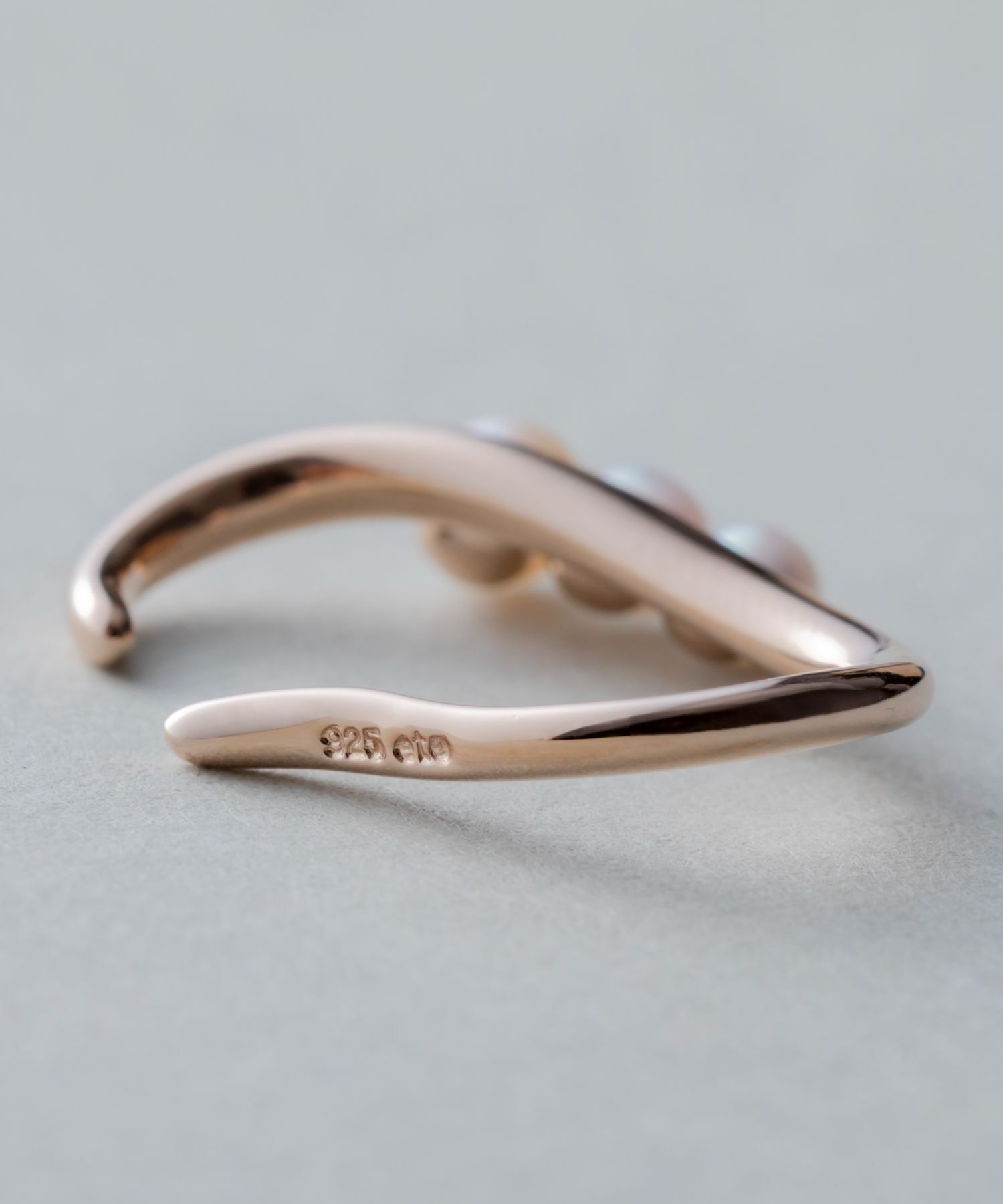 ete「パール ライナーカフ」|イヤーカフ|