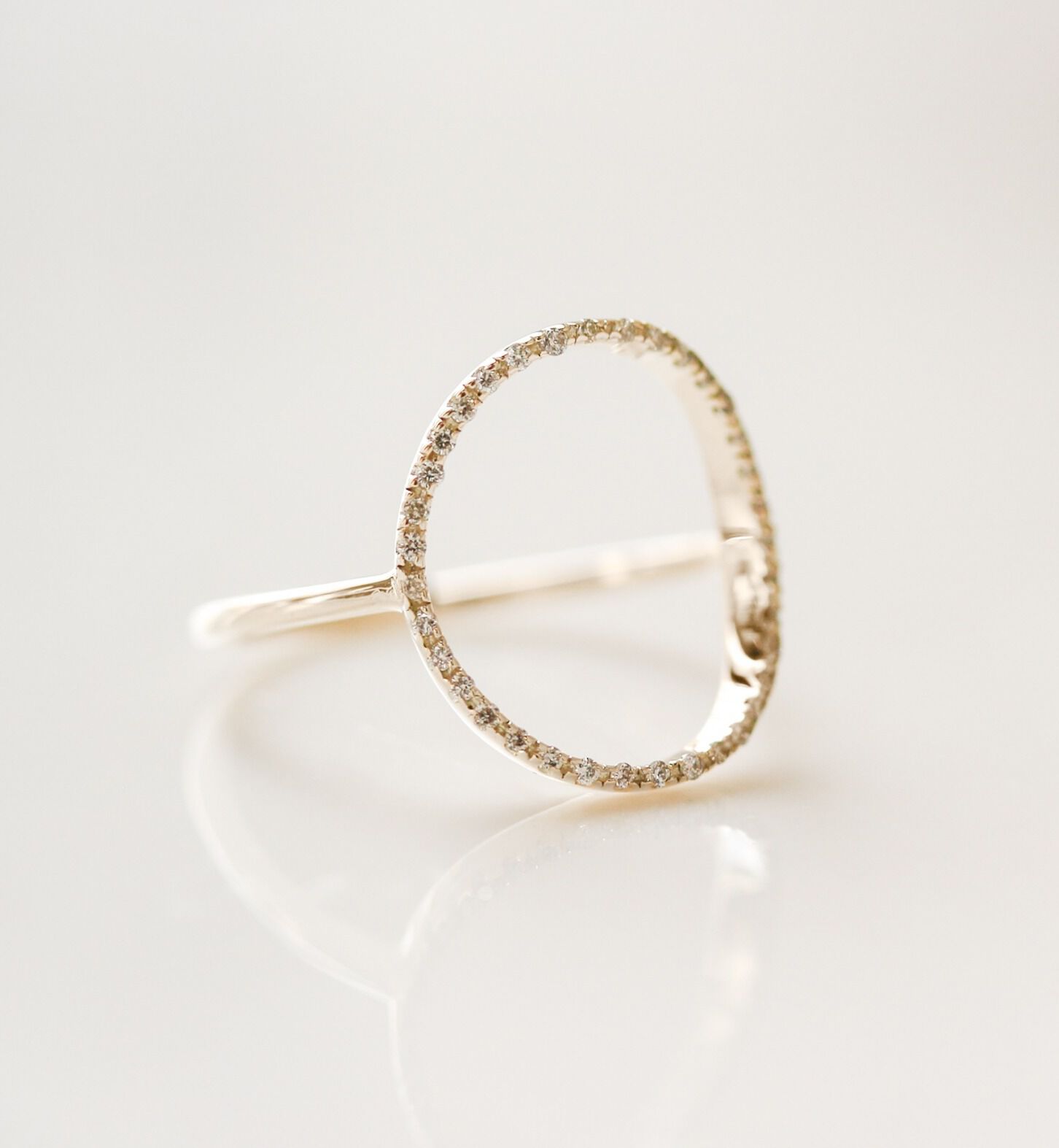  「ダイヤモンド オーバル リング  | K10YG 〈世界最小〉」|リング|