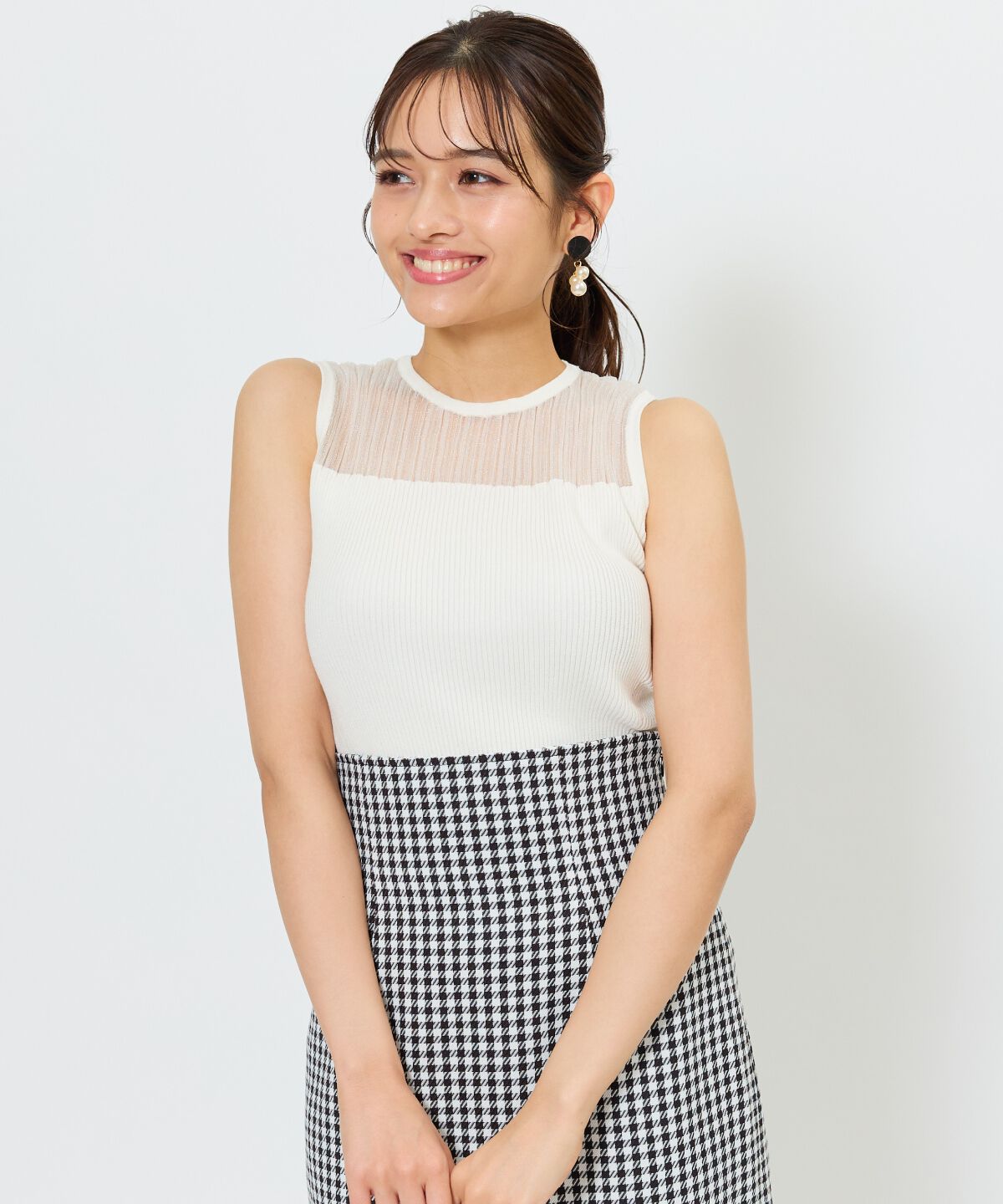 アンドクチュール「シアー切替ノースリトップス」|ニット・セーター|