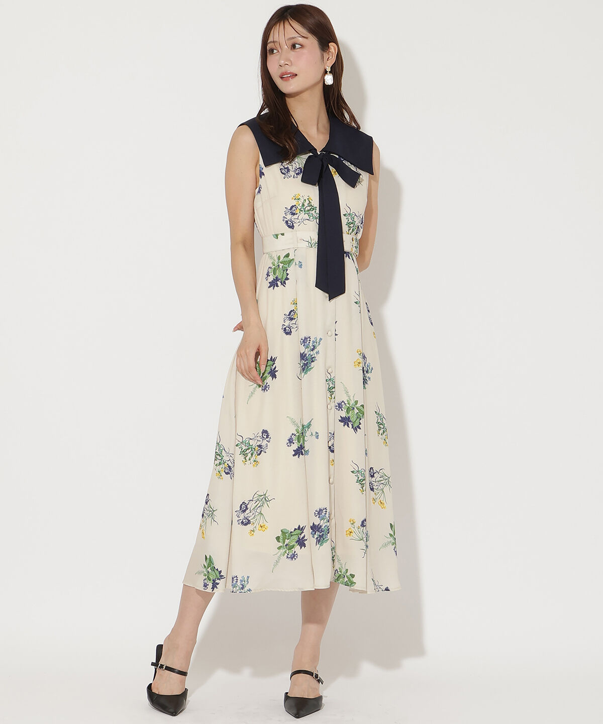 アンドクチュール「ドローイングフラワー配色襟ワンピース」|ワンピース|