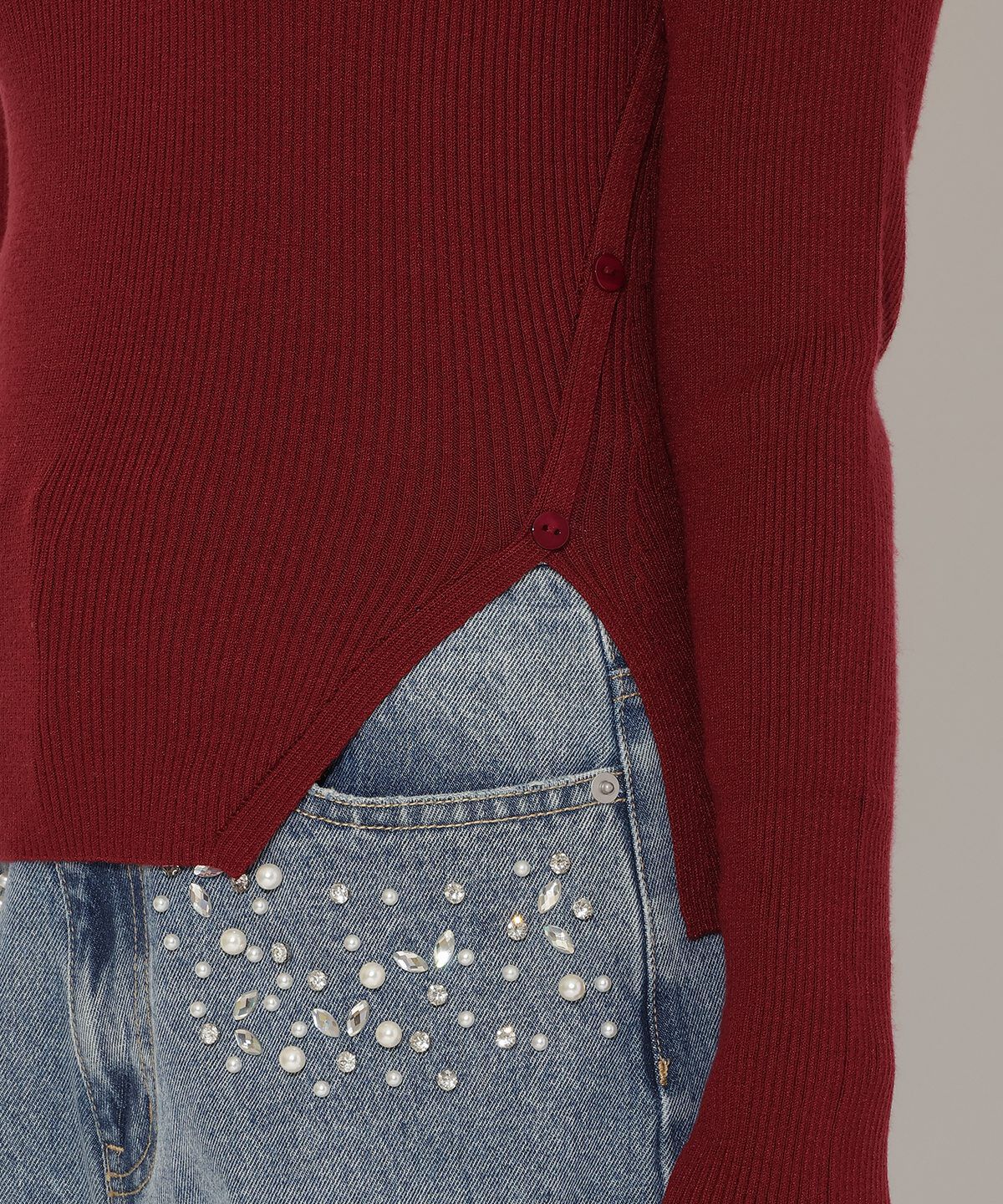 アンドクチュール「アシメＶネック長袖プルオーバー」|ニット・セーター|